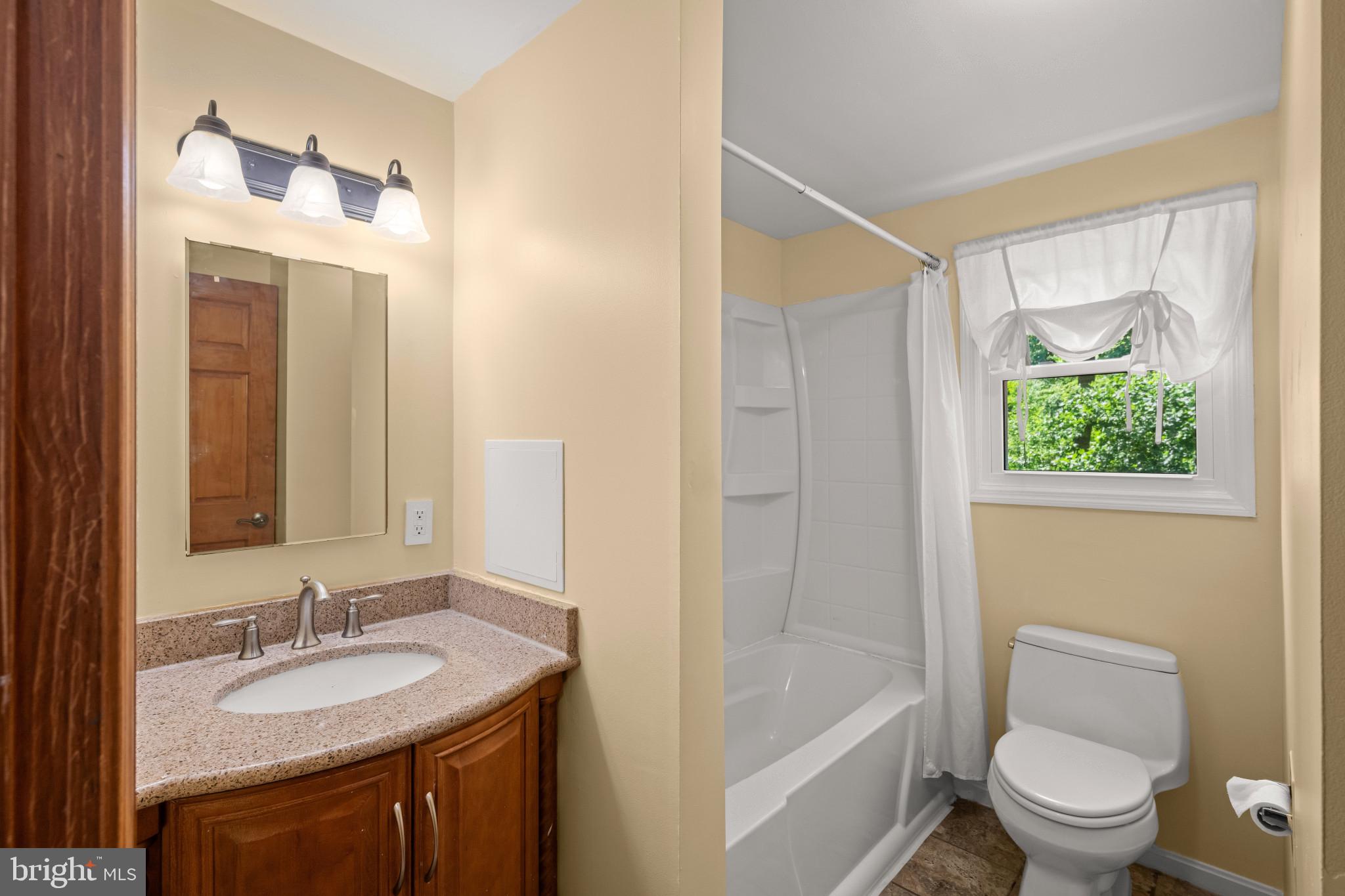 EAST HOPEWELL TWP - Residential