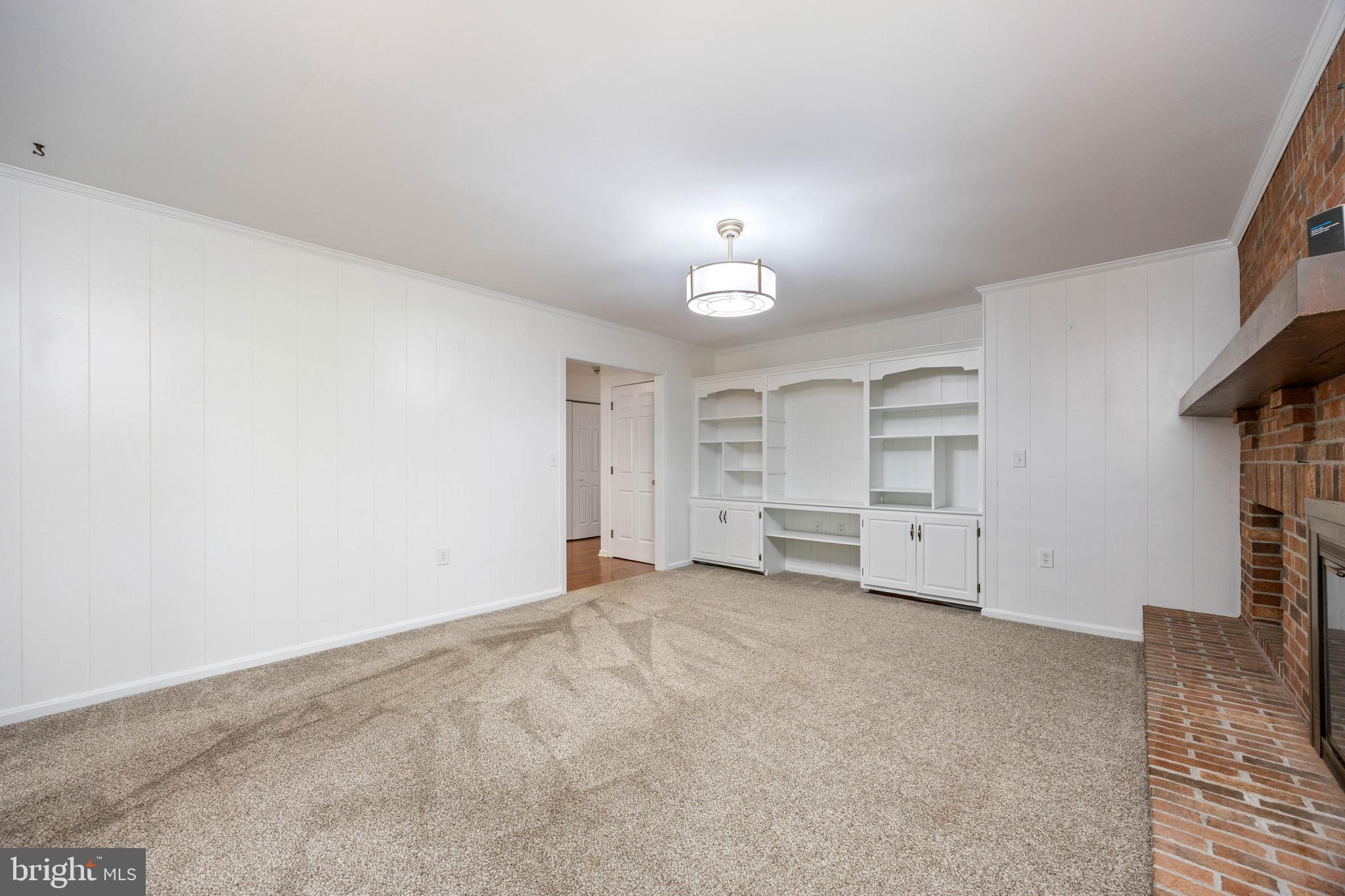 COVERED BRIDGE ESTATES - Residential
