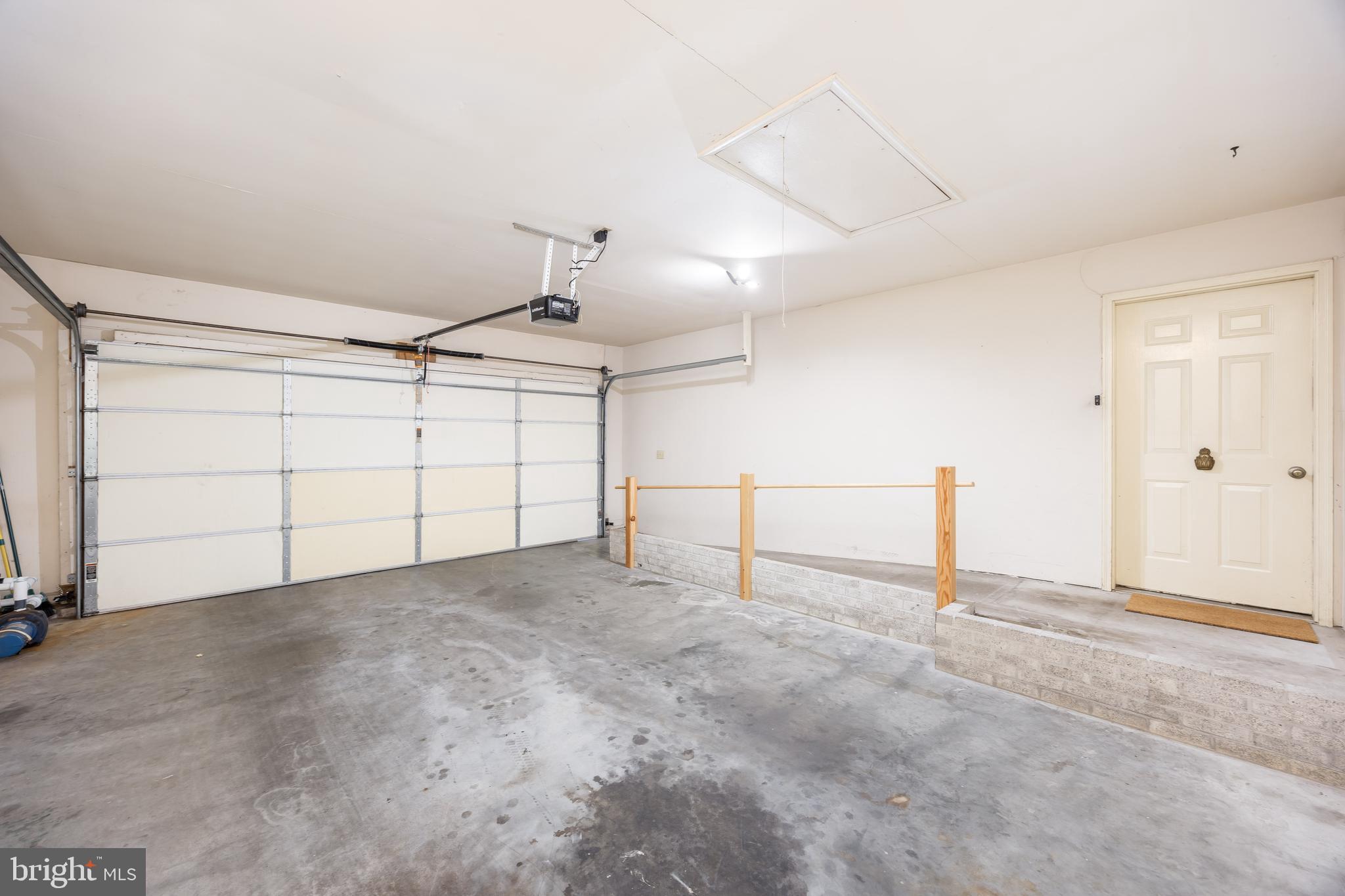 COVERED BRIDGE ESTATES - Residential