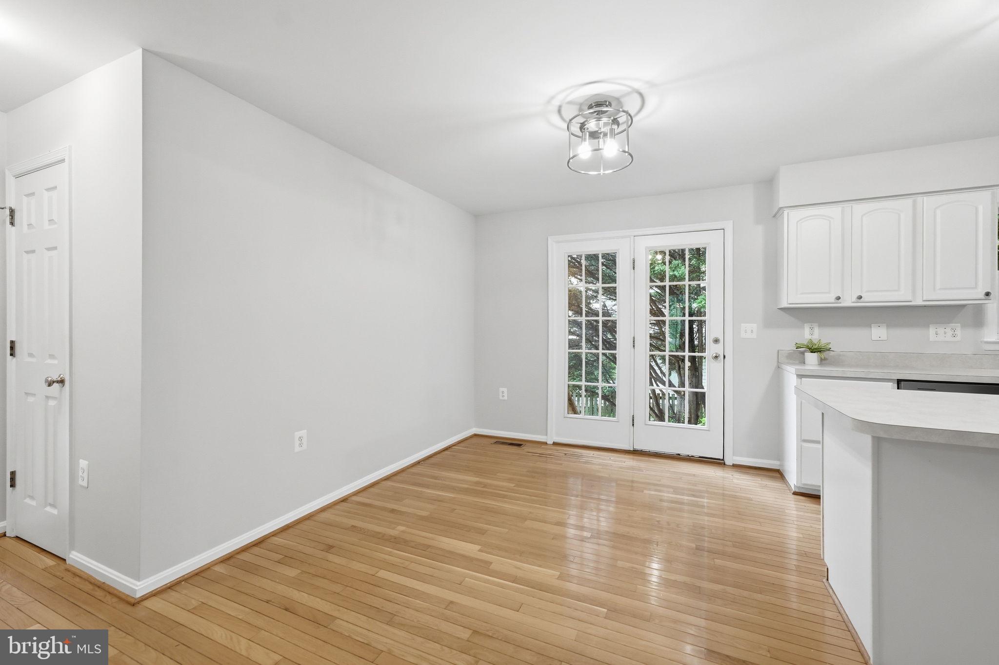 TOWN OF PURCELLVILLE - Residential