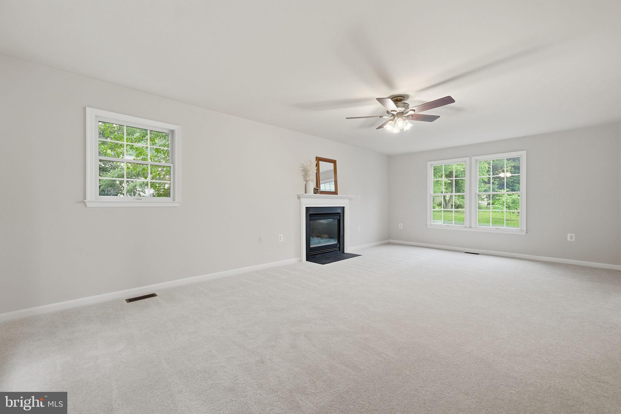 TOWN OF PURCELLVILLE - Residential