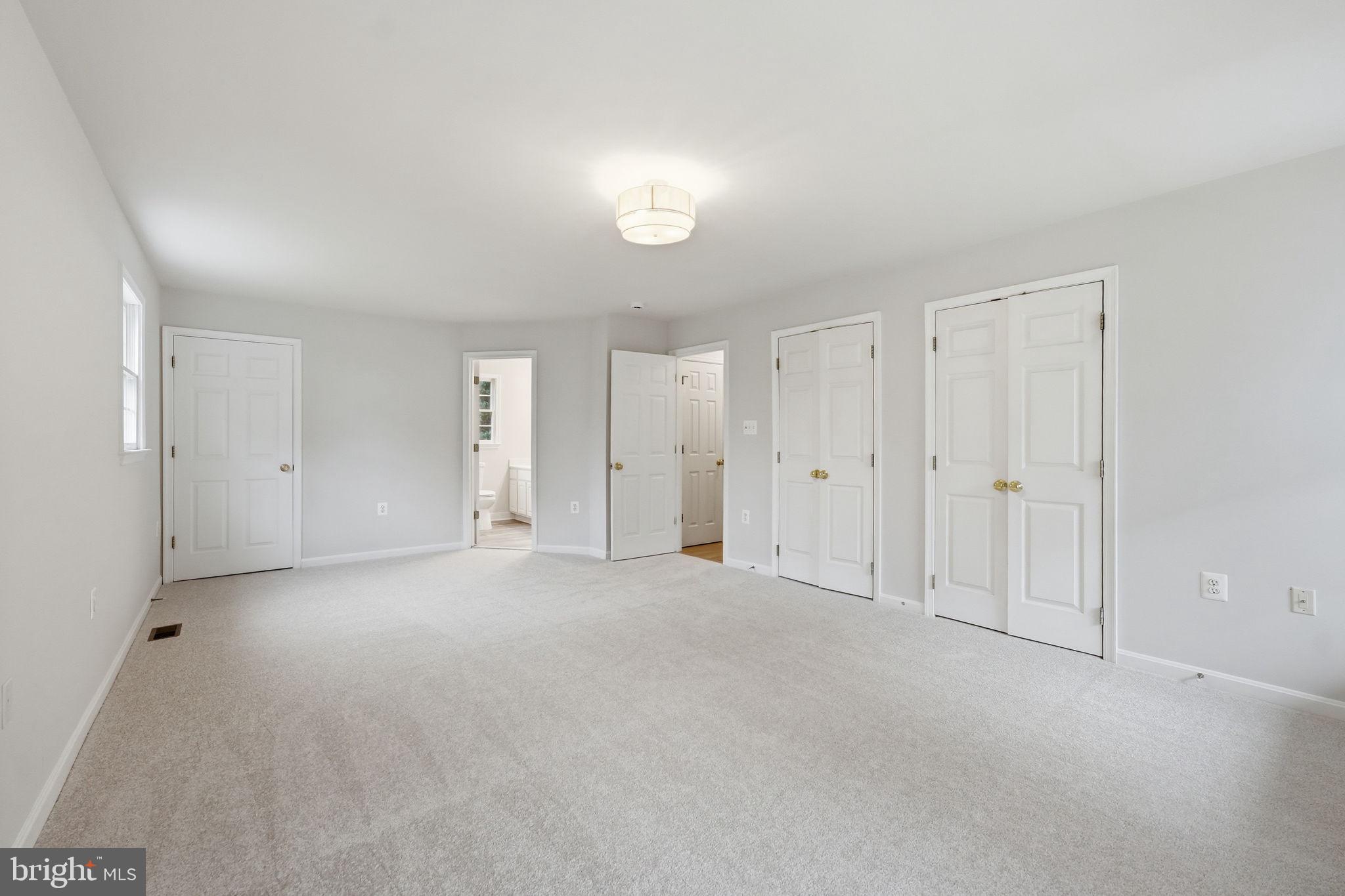 TOWN OF PURCELLVILLE - Residential
