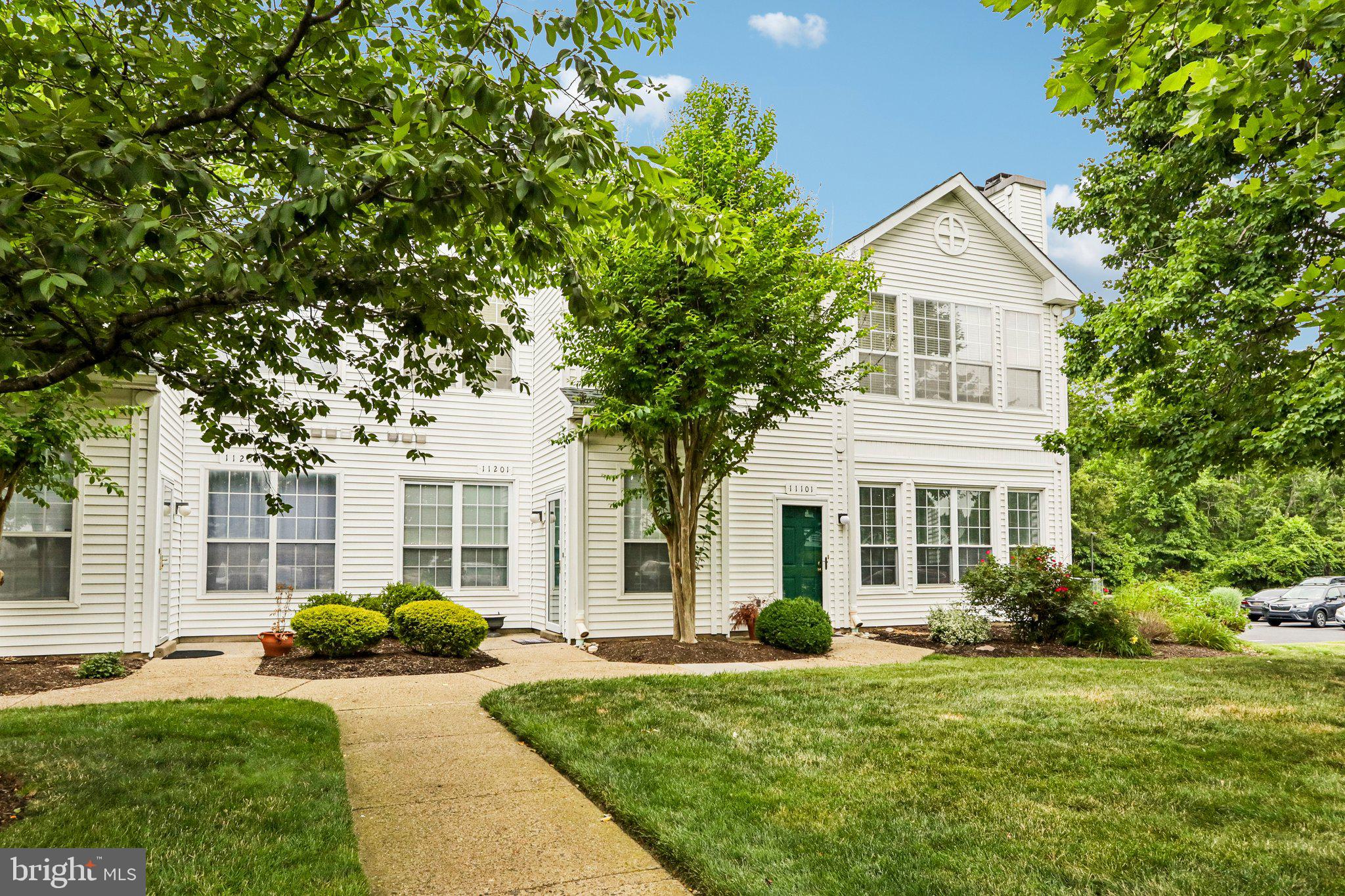 CORNERSTONE - Residential
