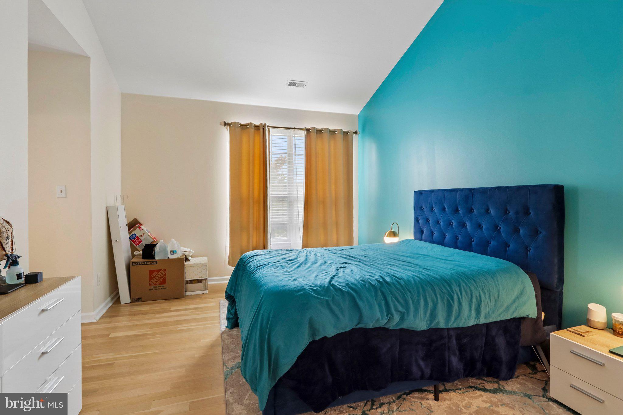 CORNERSTONE - Residential