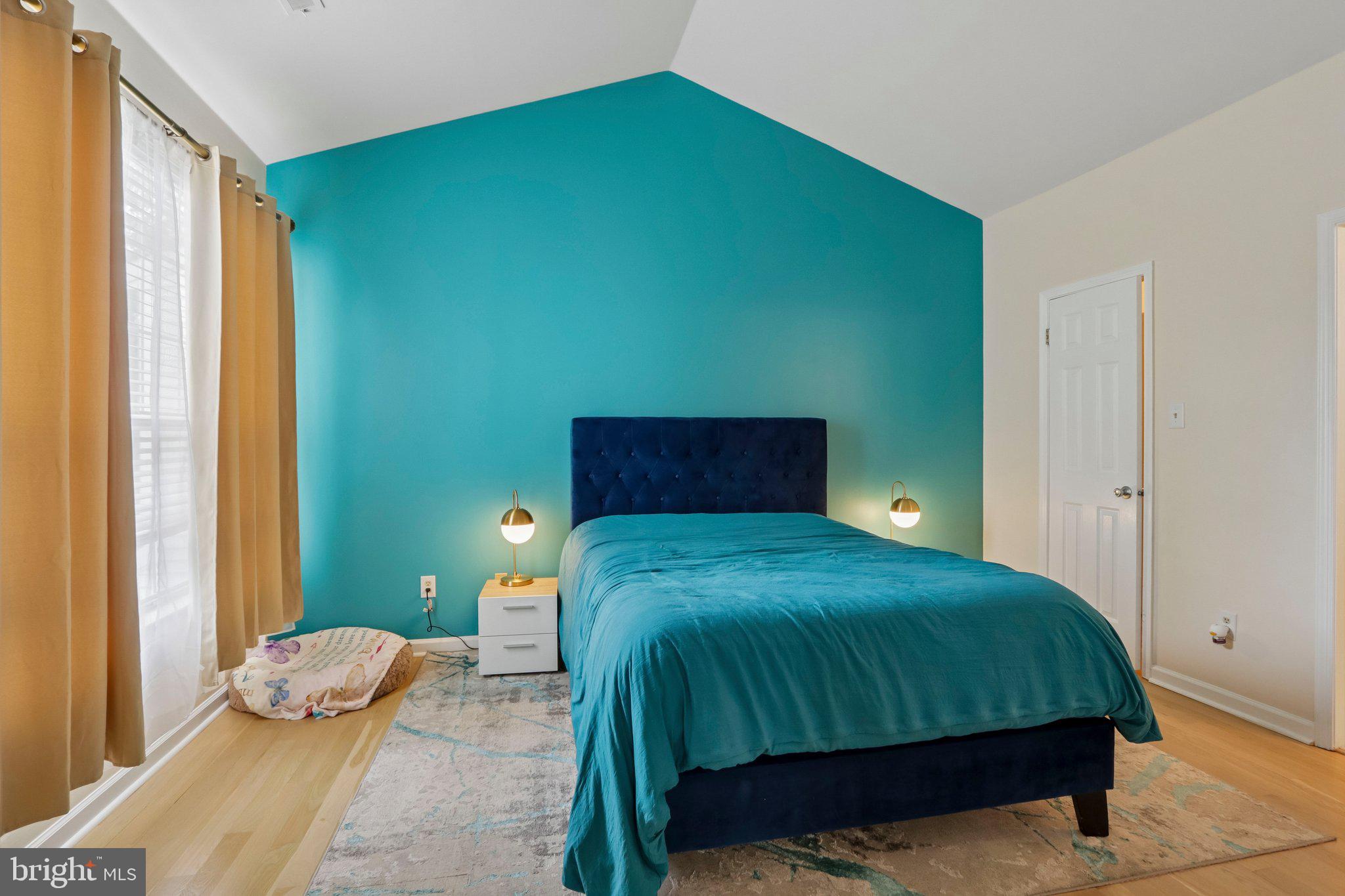 CORNERSTONE - Residential