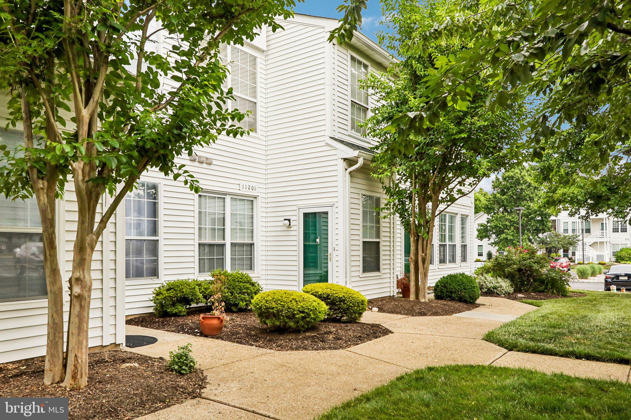 CORNERSTONE - Residential