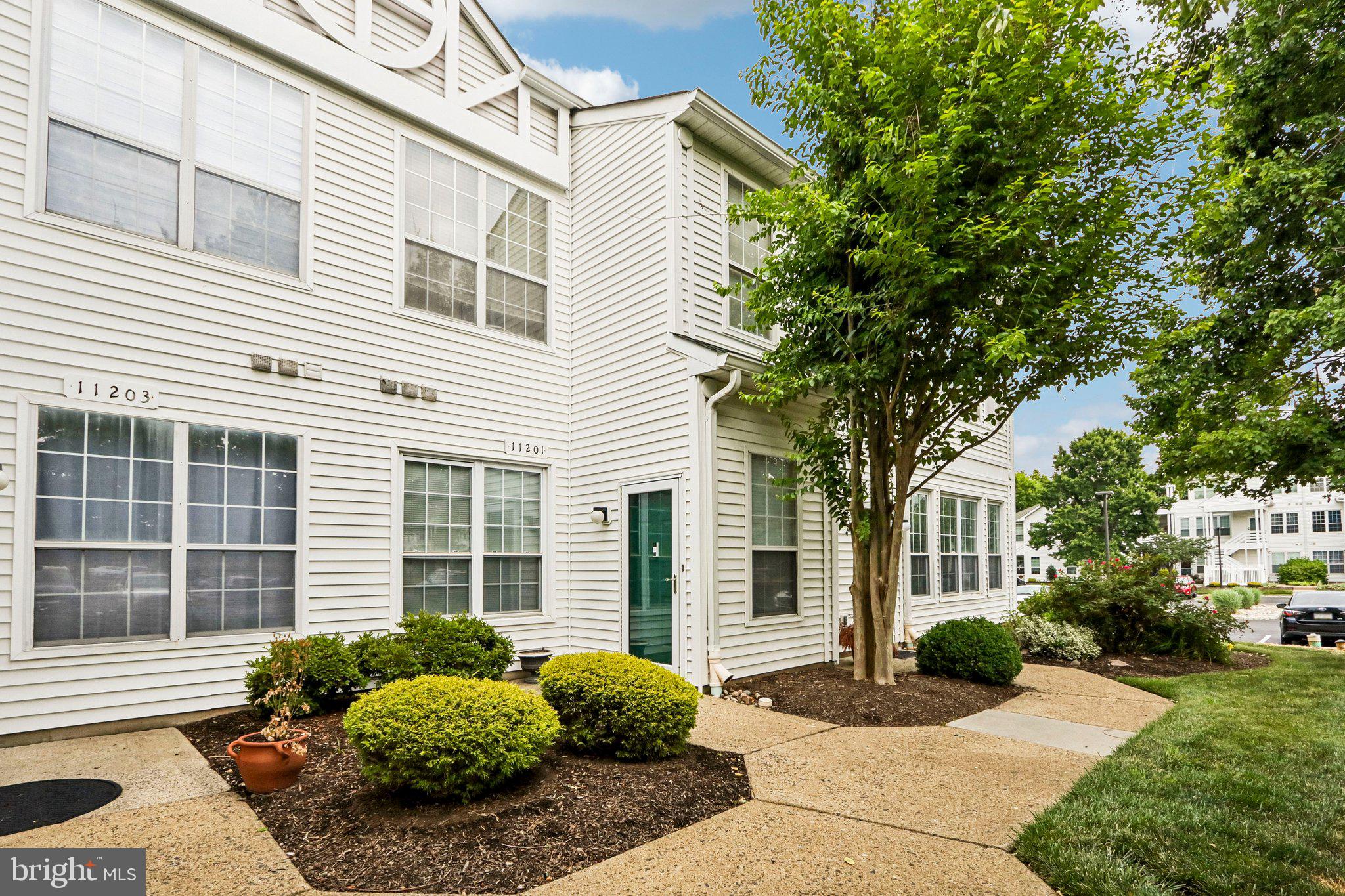 CORNERSTONE - Residential