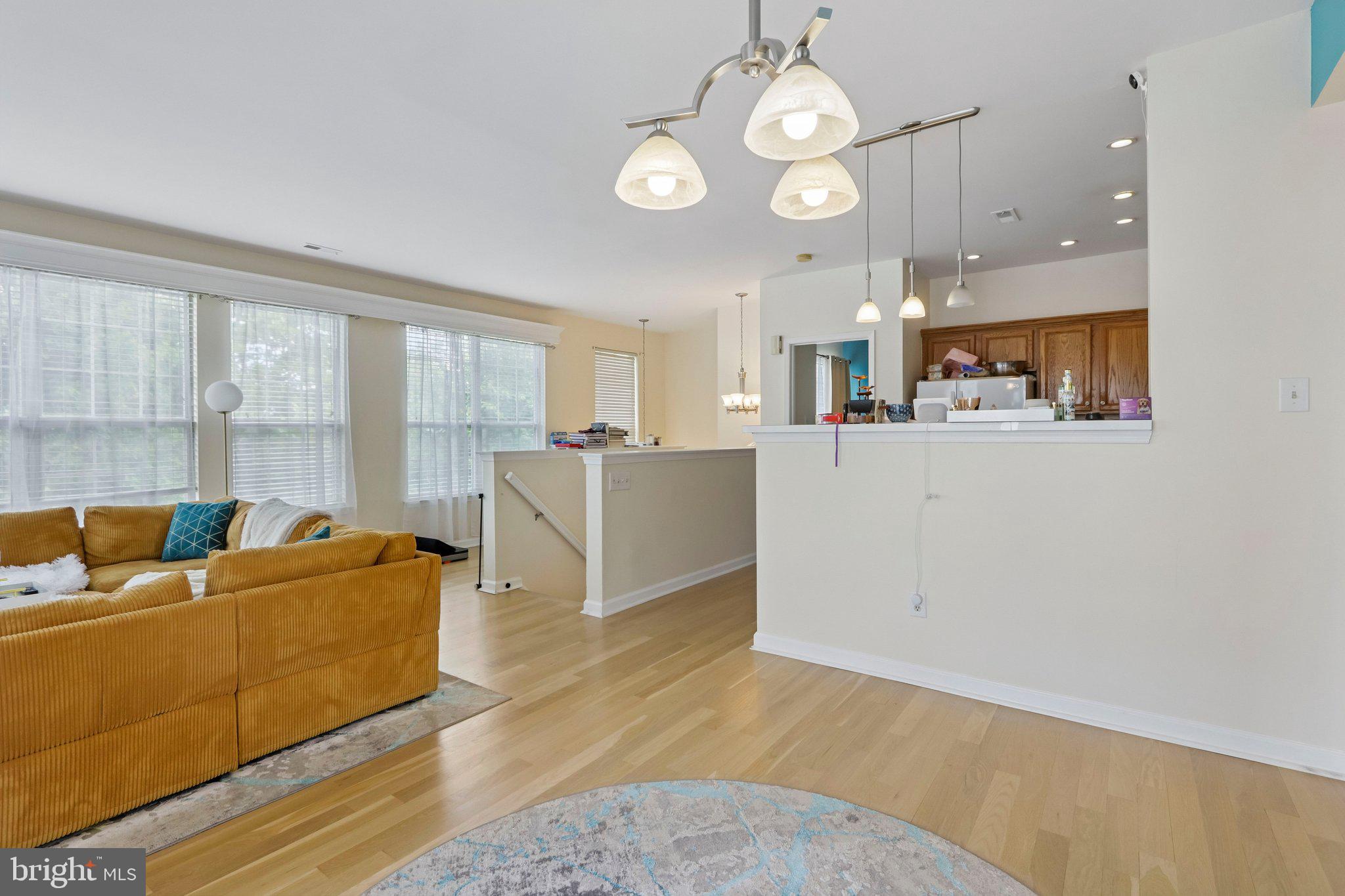 CORNERSTONE - Residential