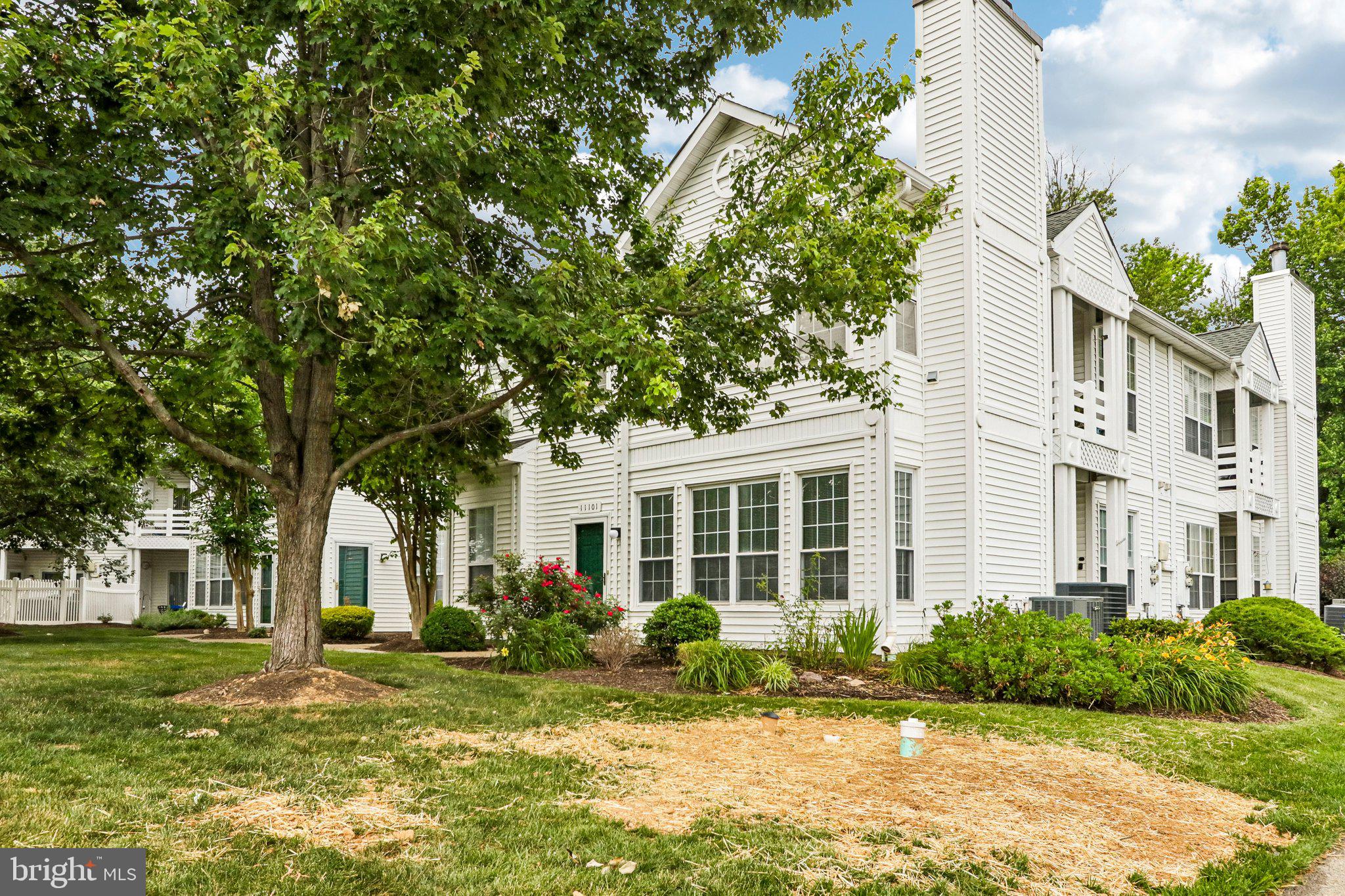 CORNERSTONE - Residential