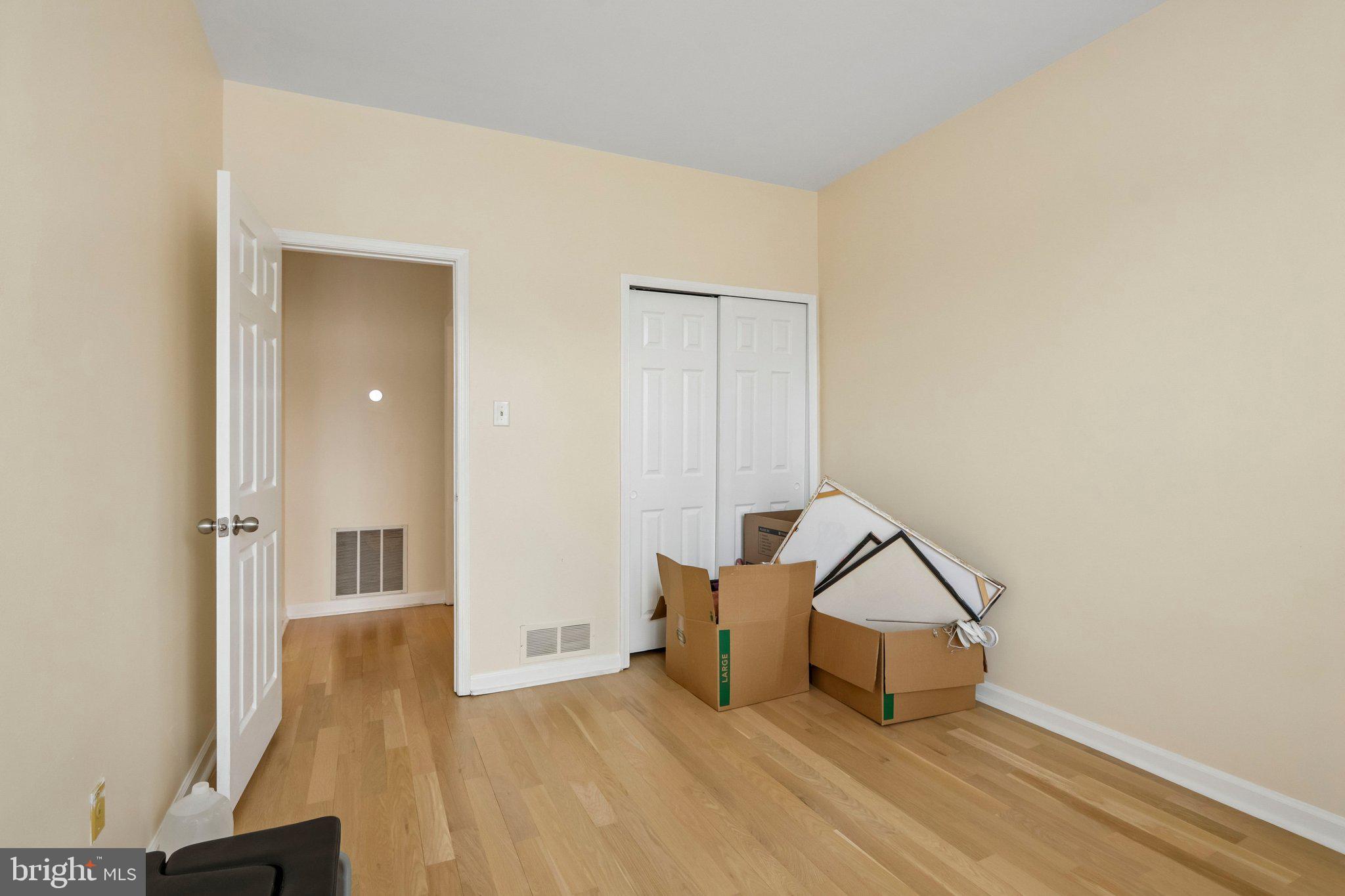 CORNERSTONE - Residential