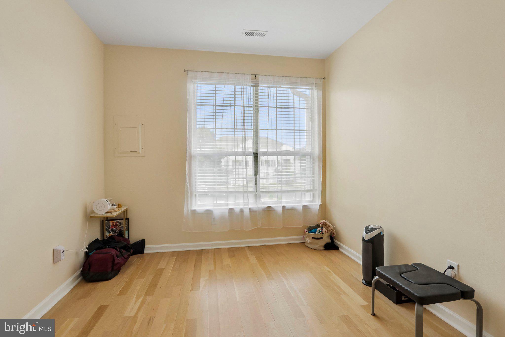 CORNERSTONE - Residential