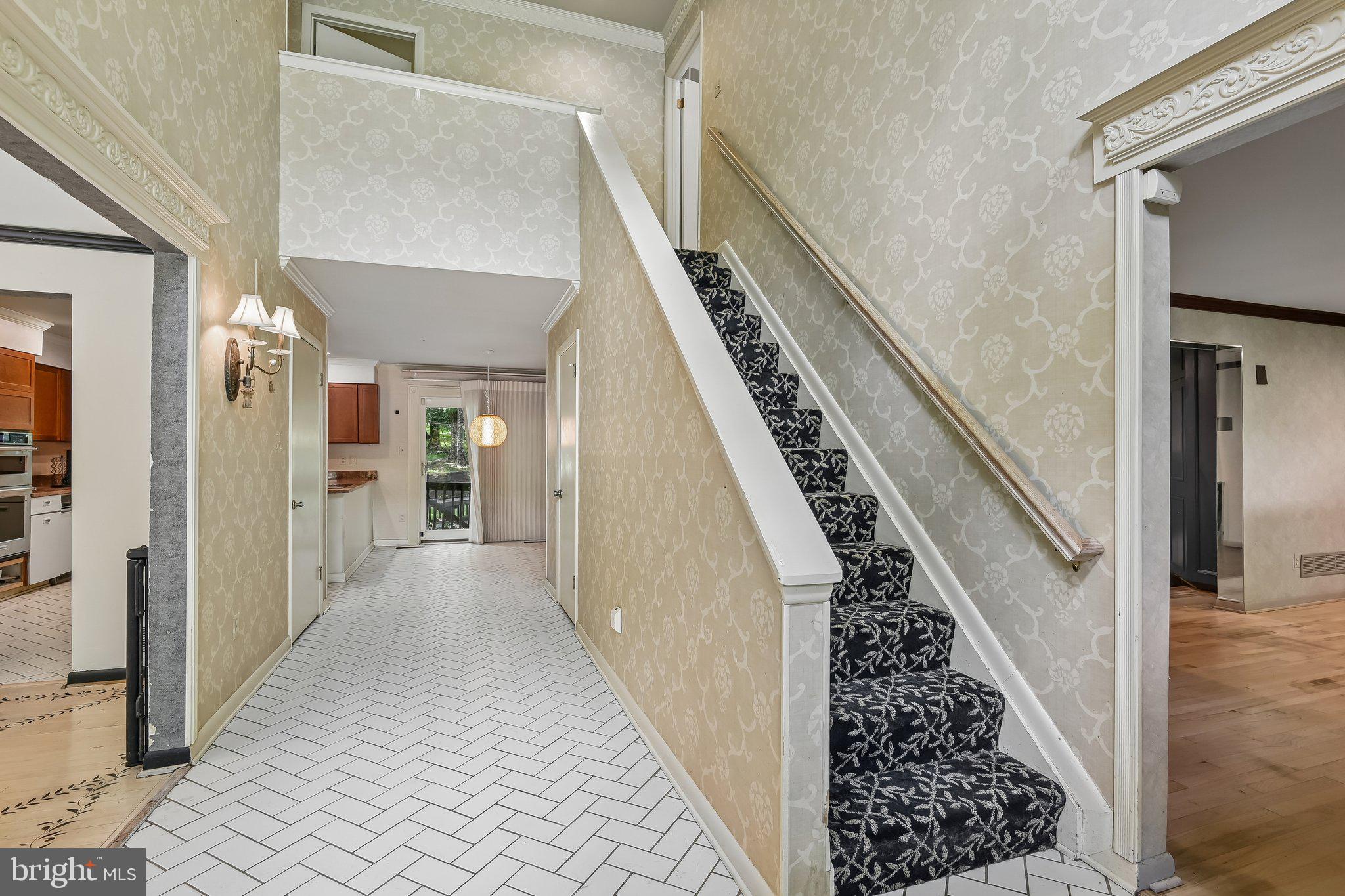 VALLEY HEIGHTS - Residential