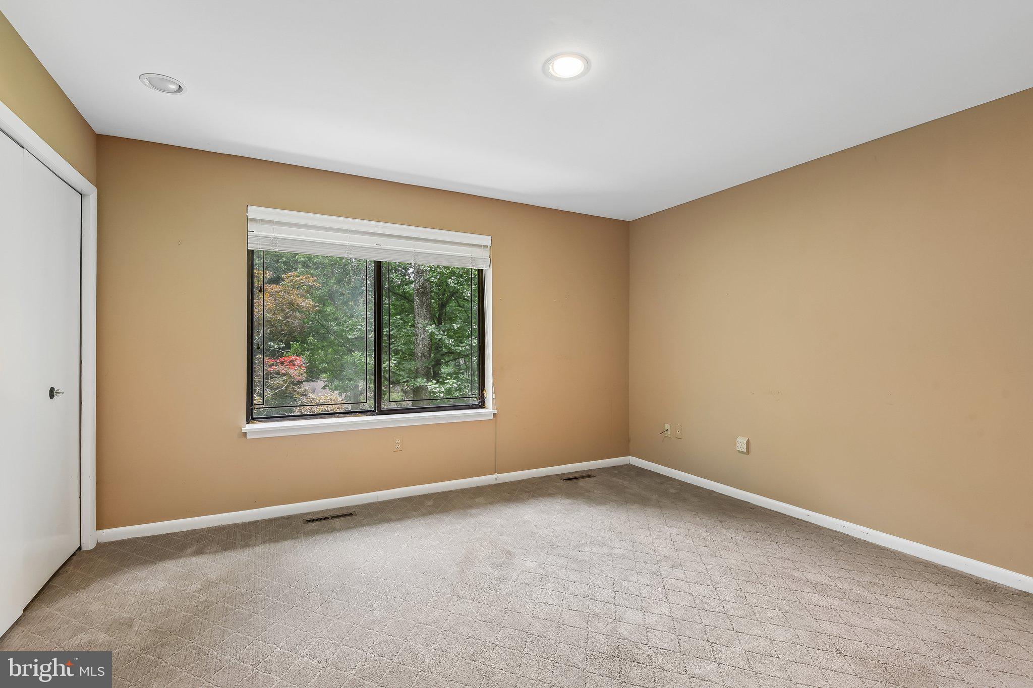 VALLEY HEIGHTS - Residential