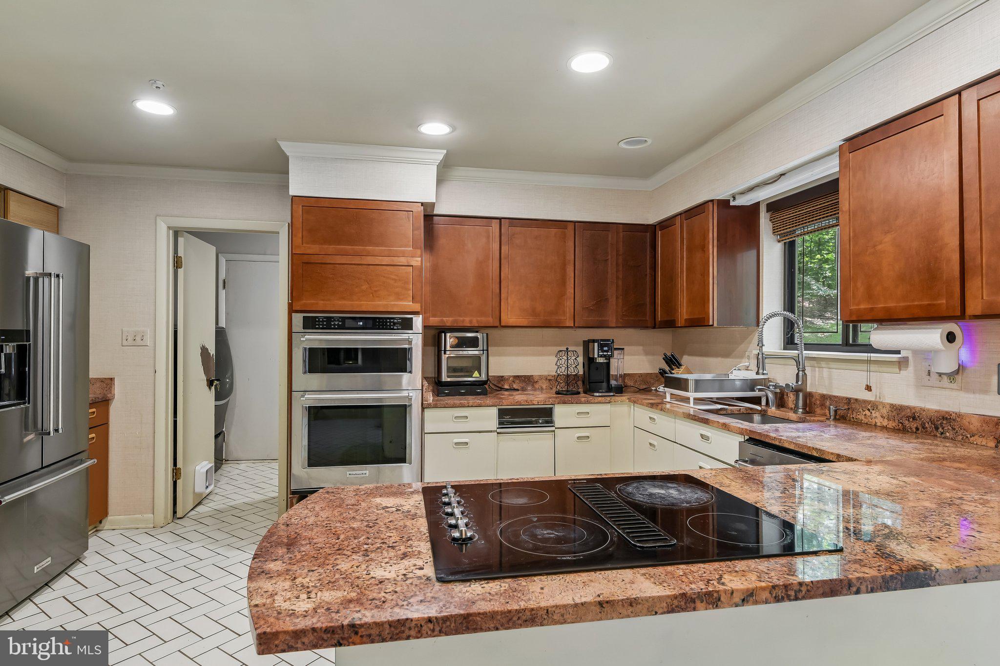 VALLEY HEIGHTS - Residential