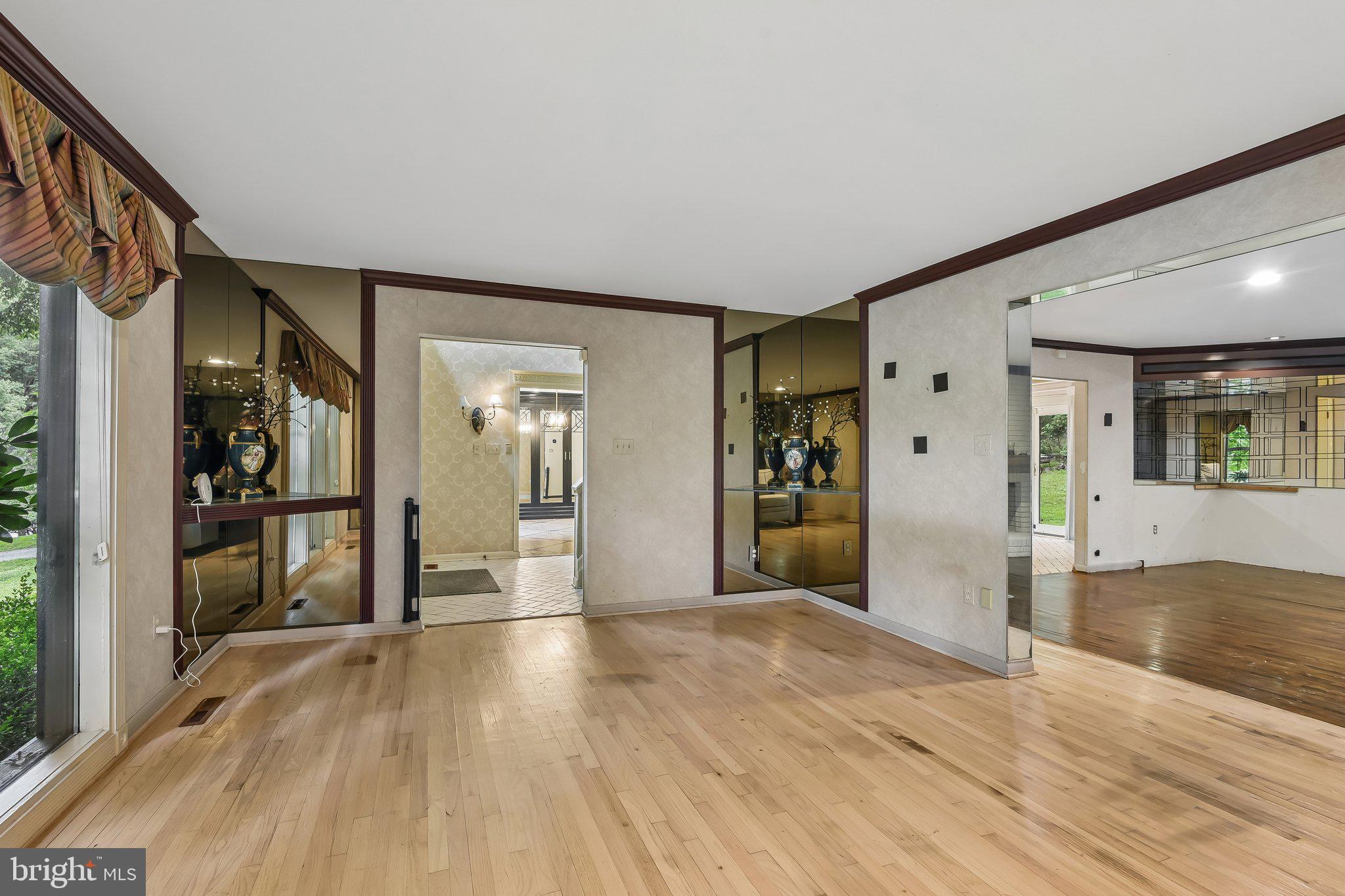 VALLEY HEIGHTS - Residential