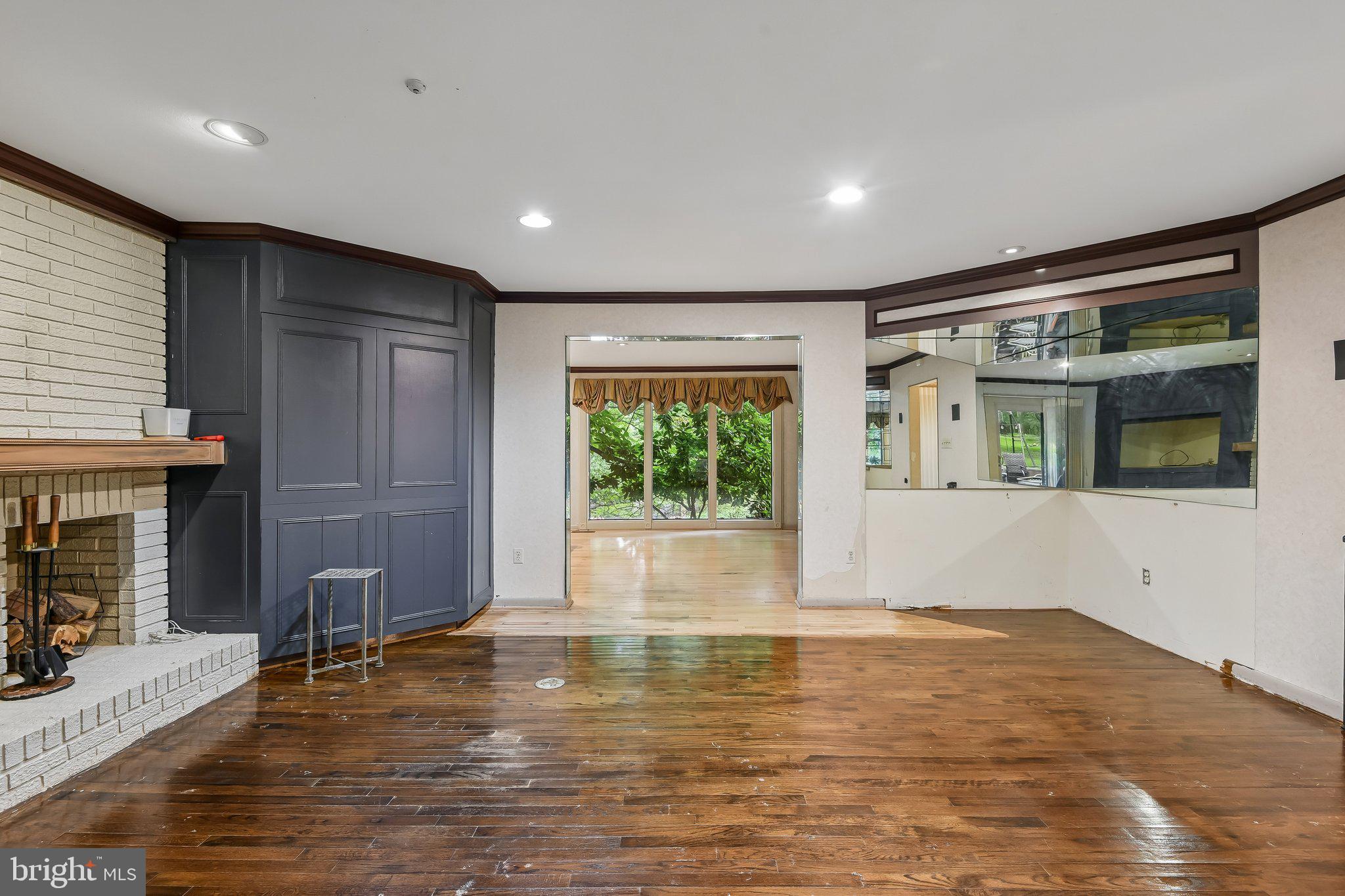 VALLEY HEIGHTS - Residential