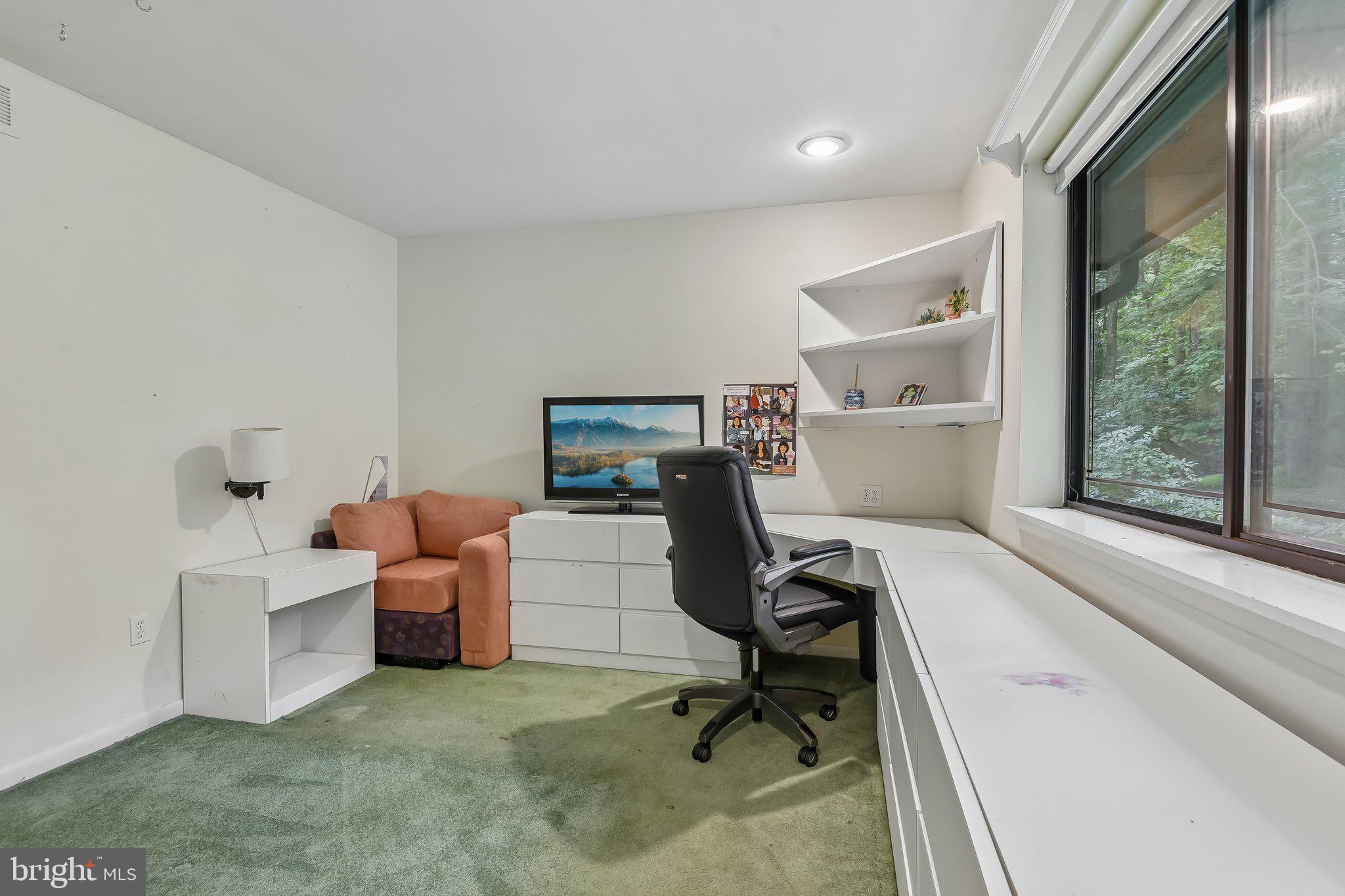 VALLEY HEIGHTS - Residential