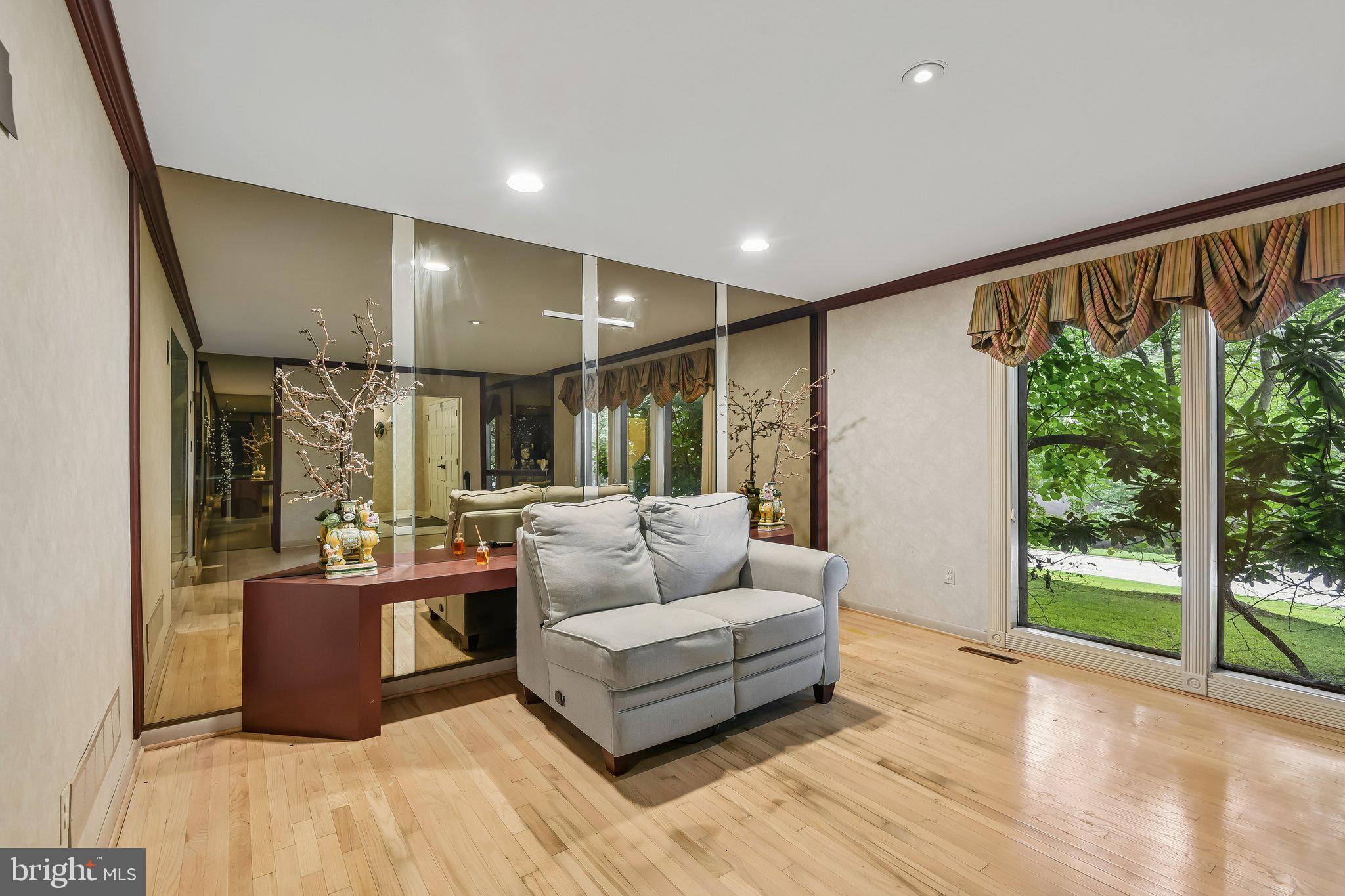 VALLEY HEIGHTS - Residential