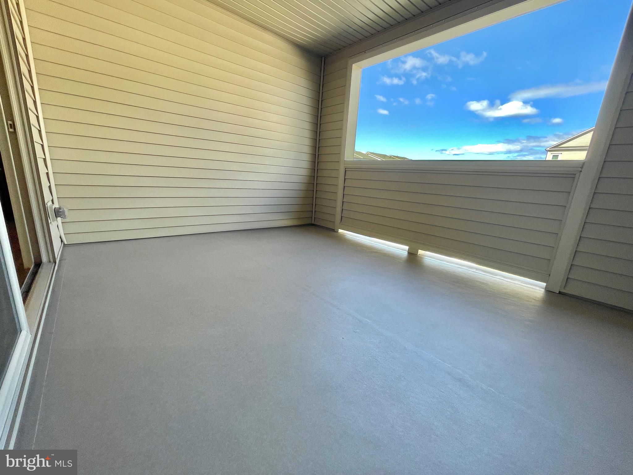 VILLAGES OF URBANA - Residential Lease