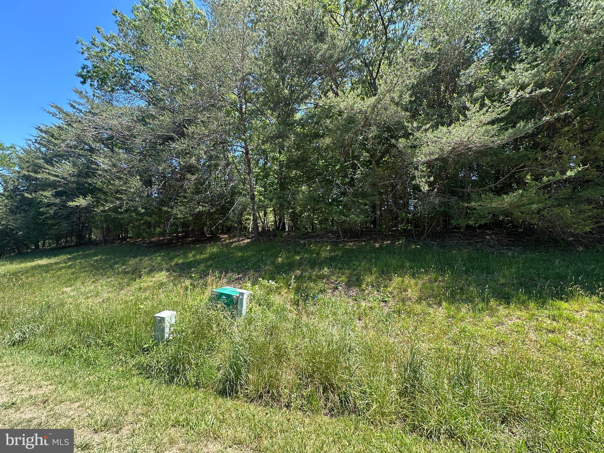 ESPERANZA FARMS - Land