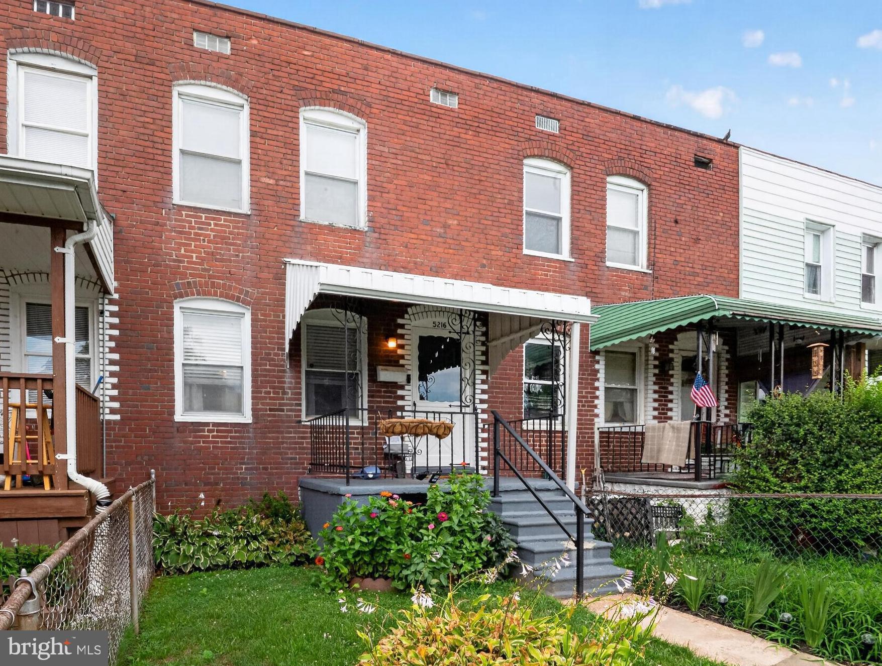 ARUNDEL VILLAGE - Residential