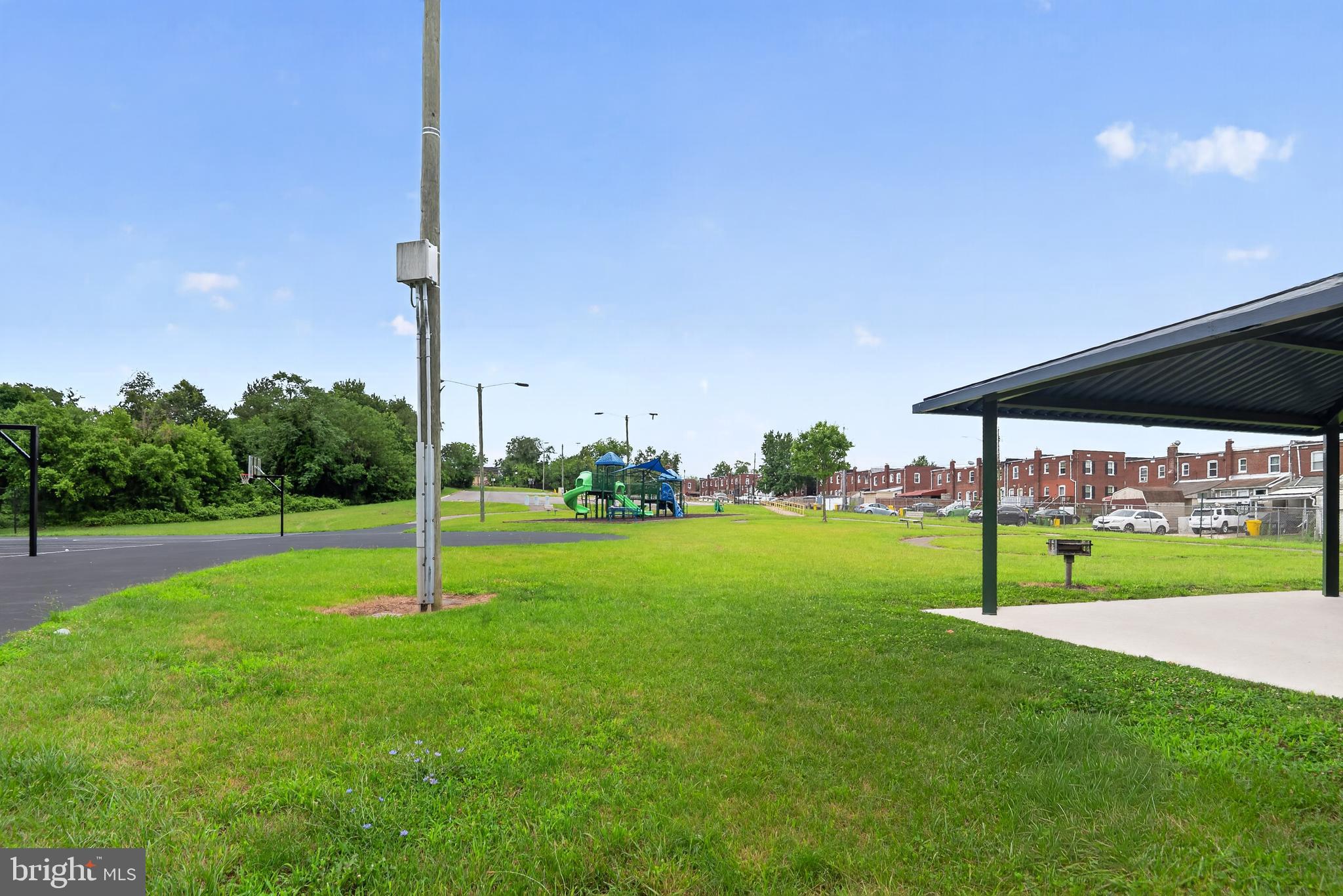 ARUNDEL VILLAGE - Residential