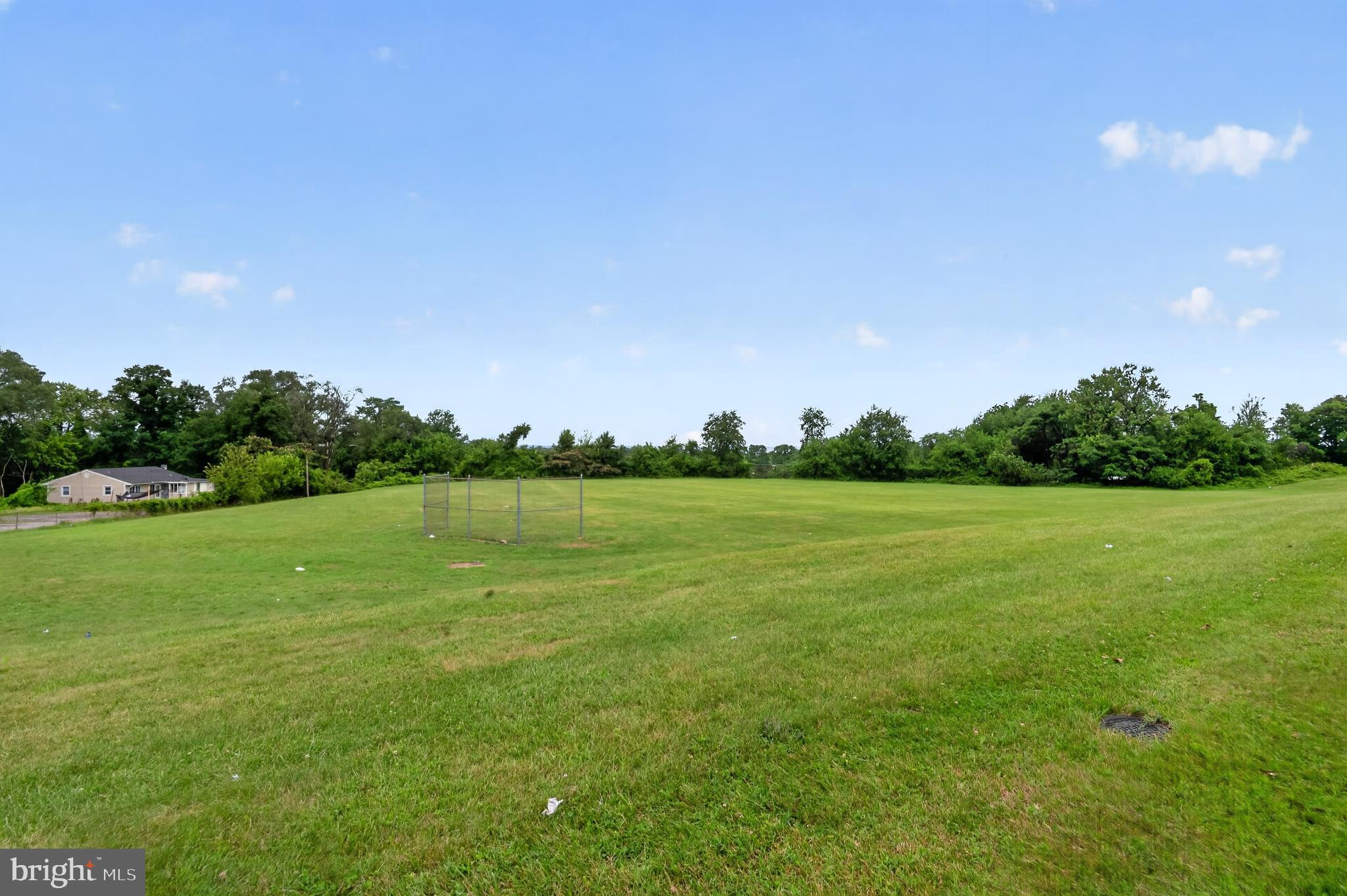 ARUNDEL VILLAGE - Residential
