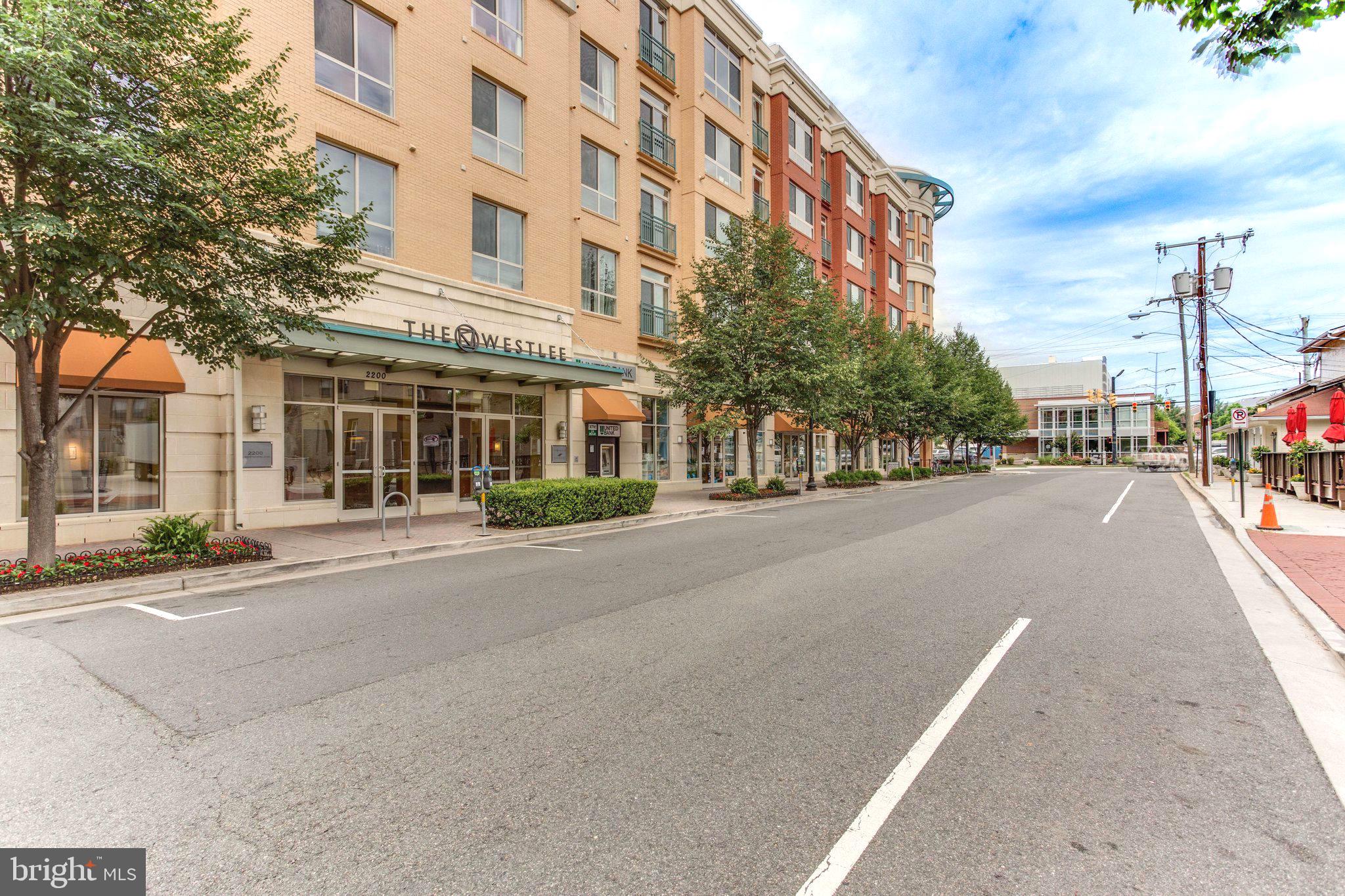 EAST FALLS CHURCH - Residential