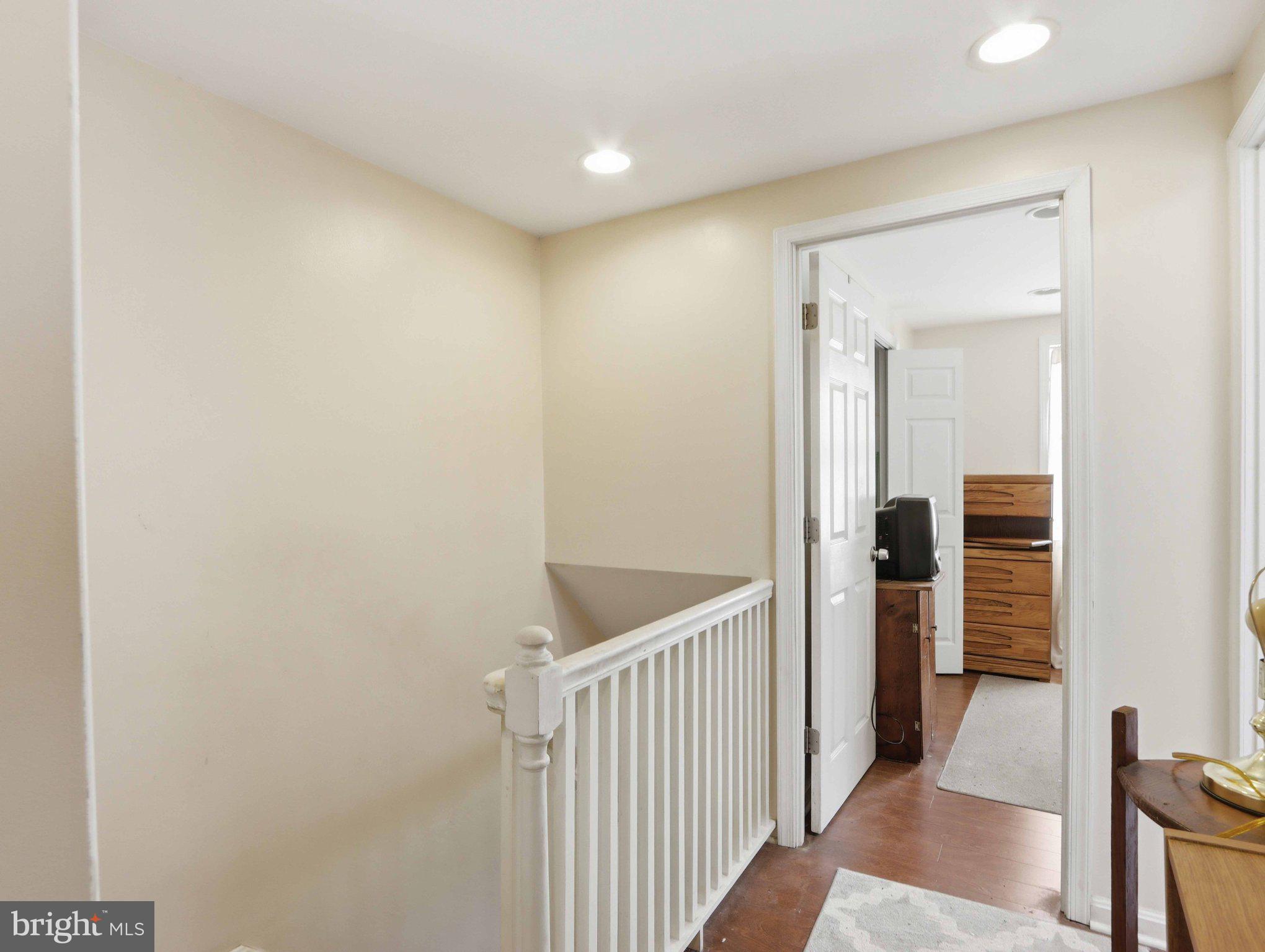 RIVERVIEW - Residential