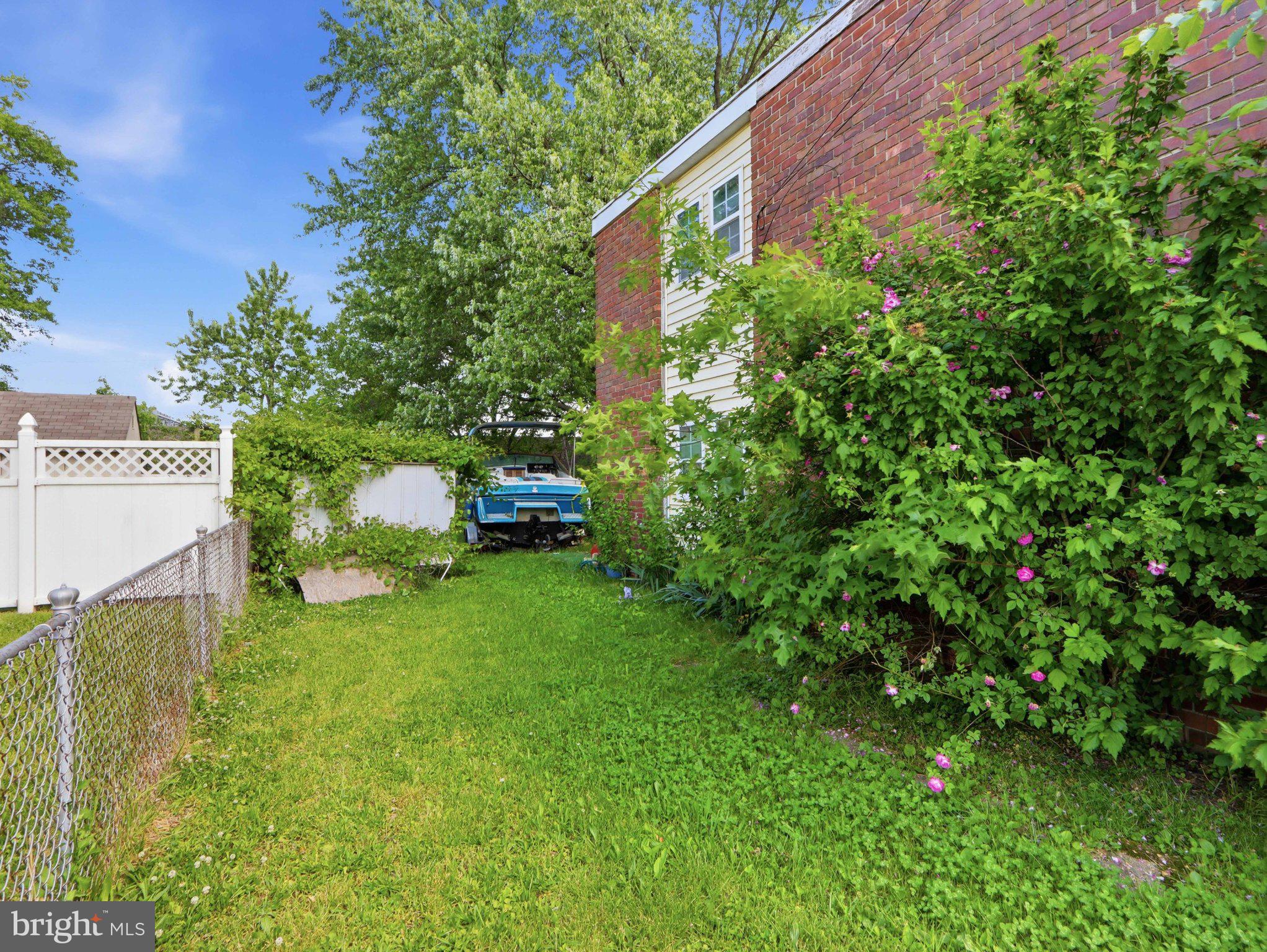 RIVERVIEW - Residential
