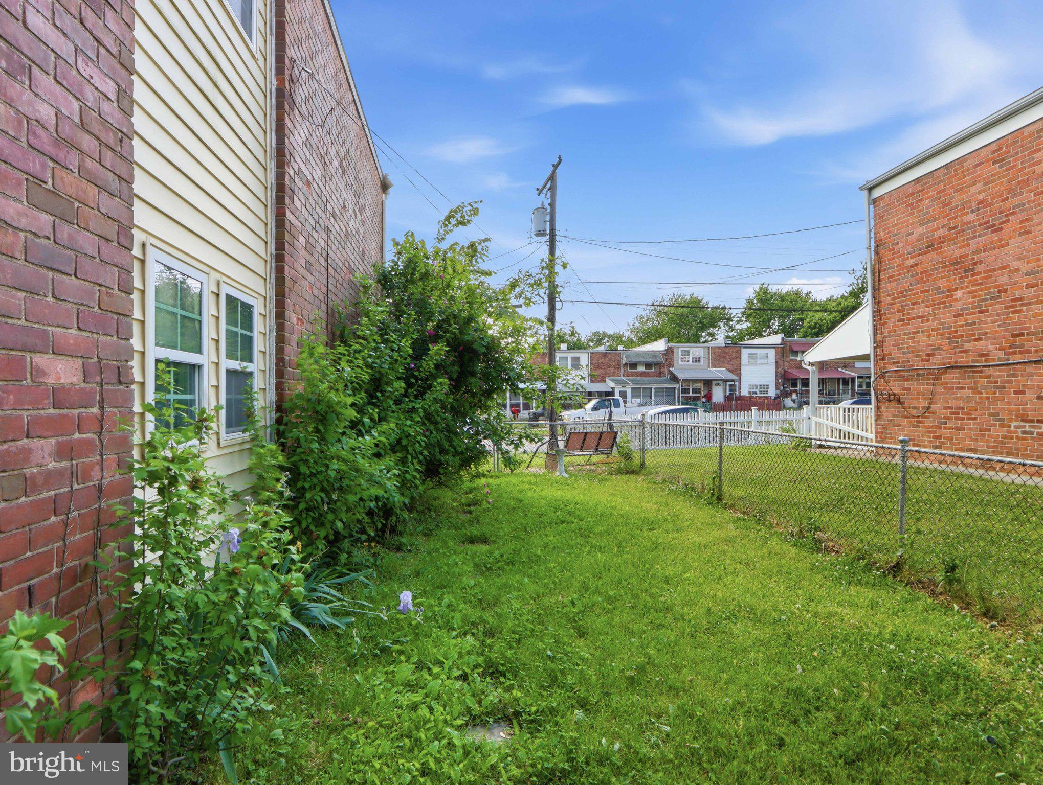 RIVERVIEW - Residential