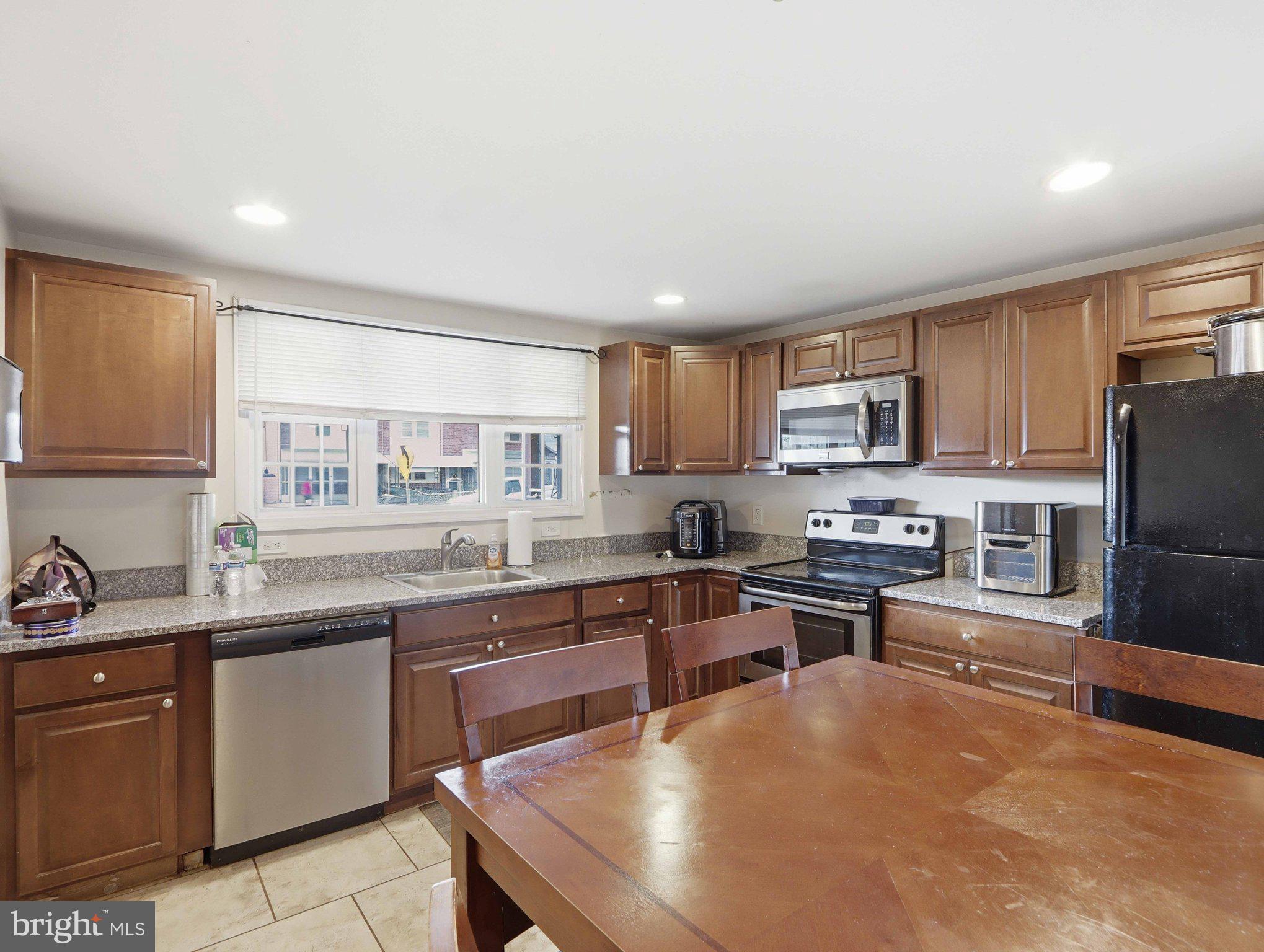 RIVERVIEW - Residential