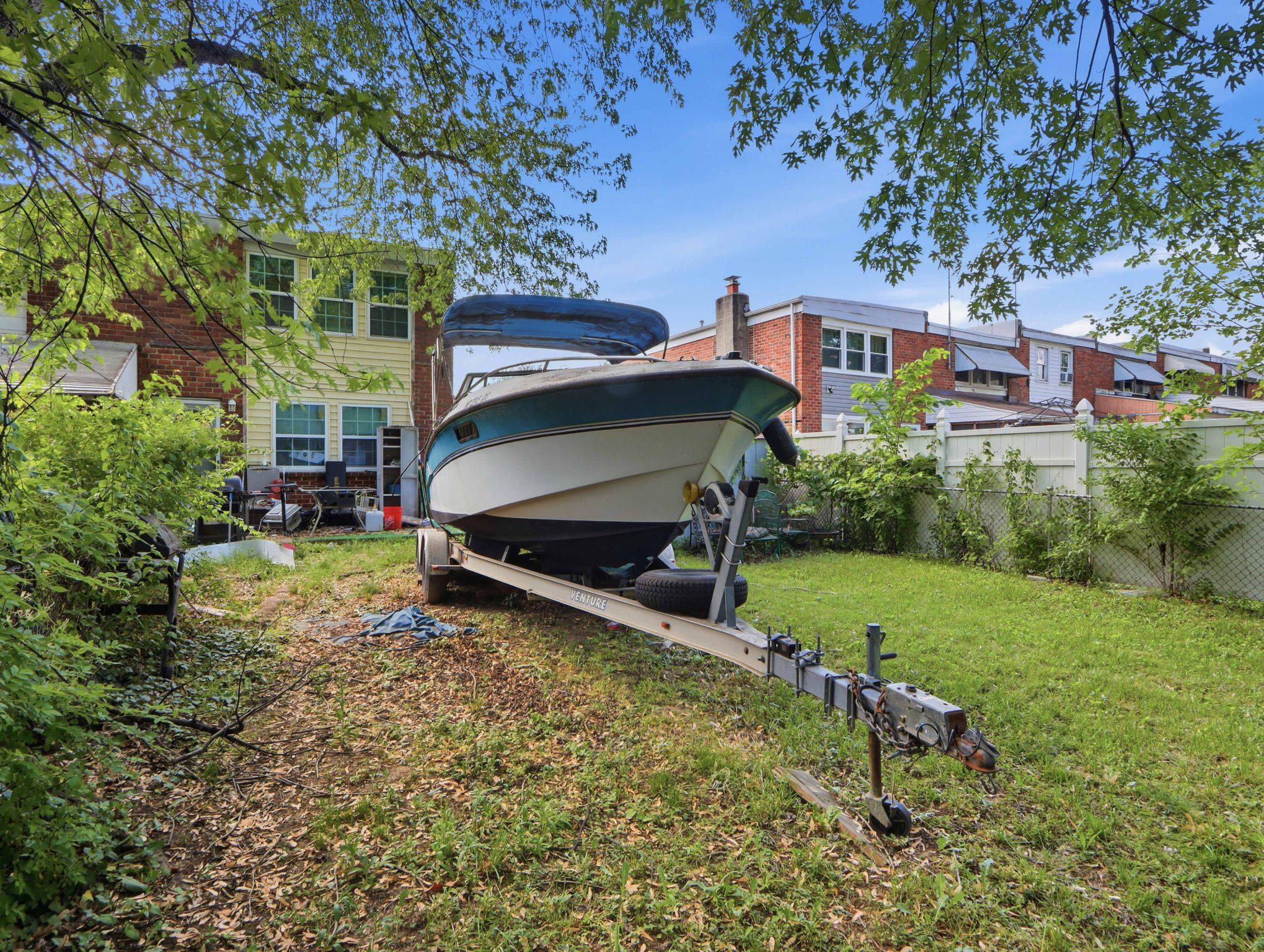 RIVERVIEW - Residential