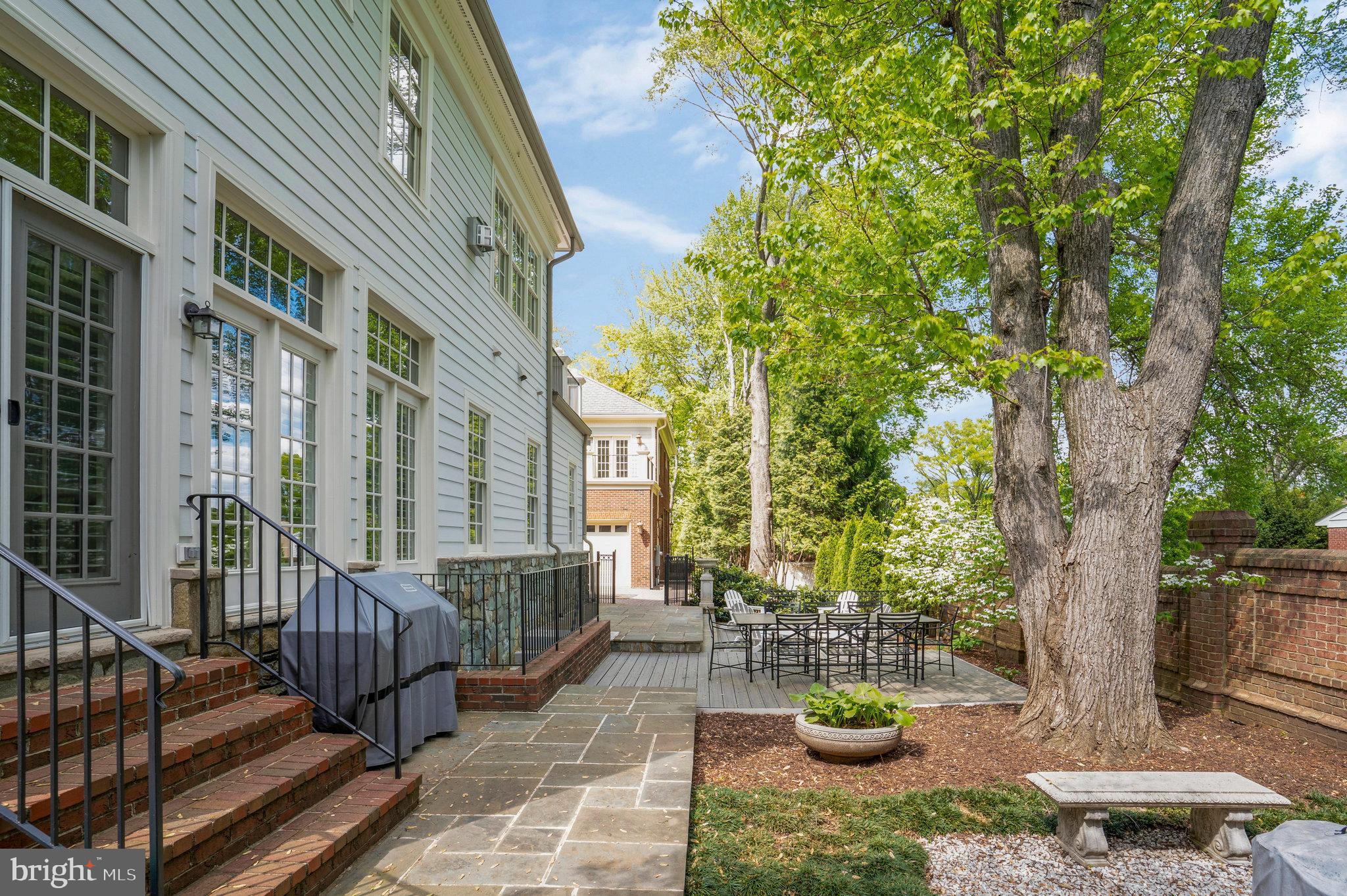 EVANS FARM - Residential