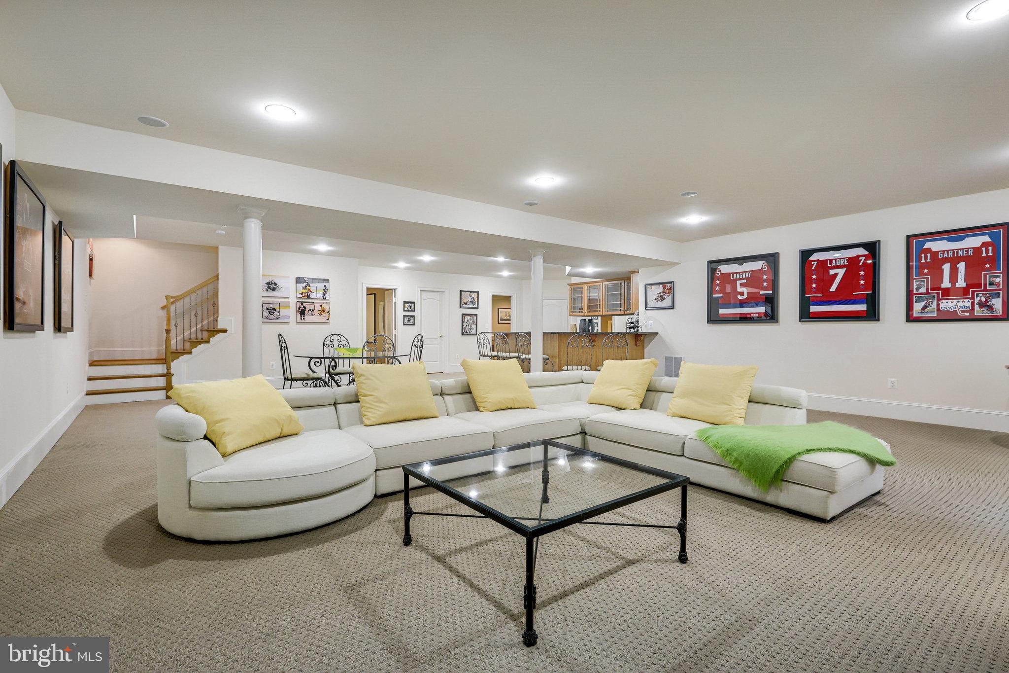 EVANS FARM - Residential