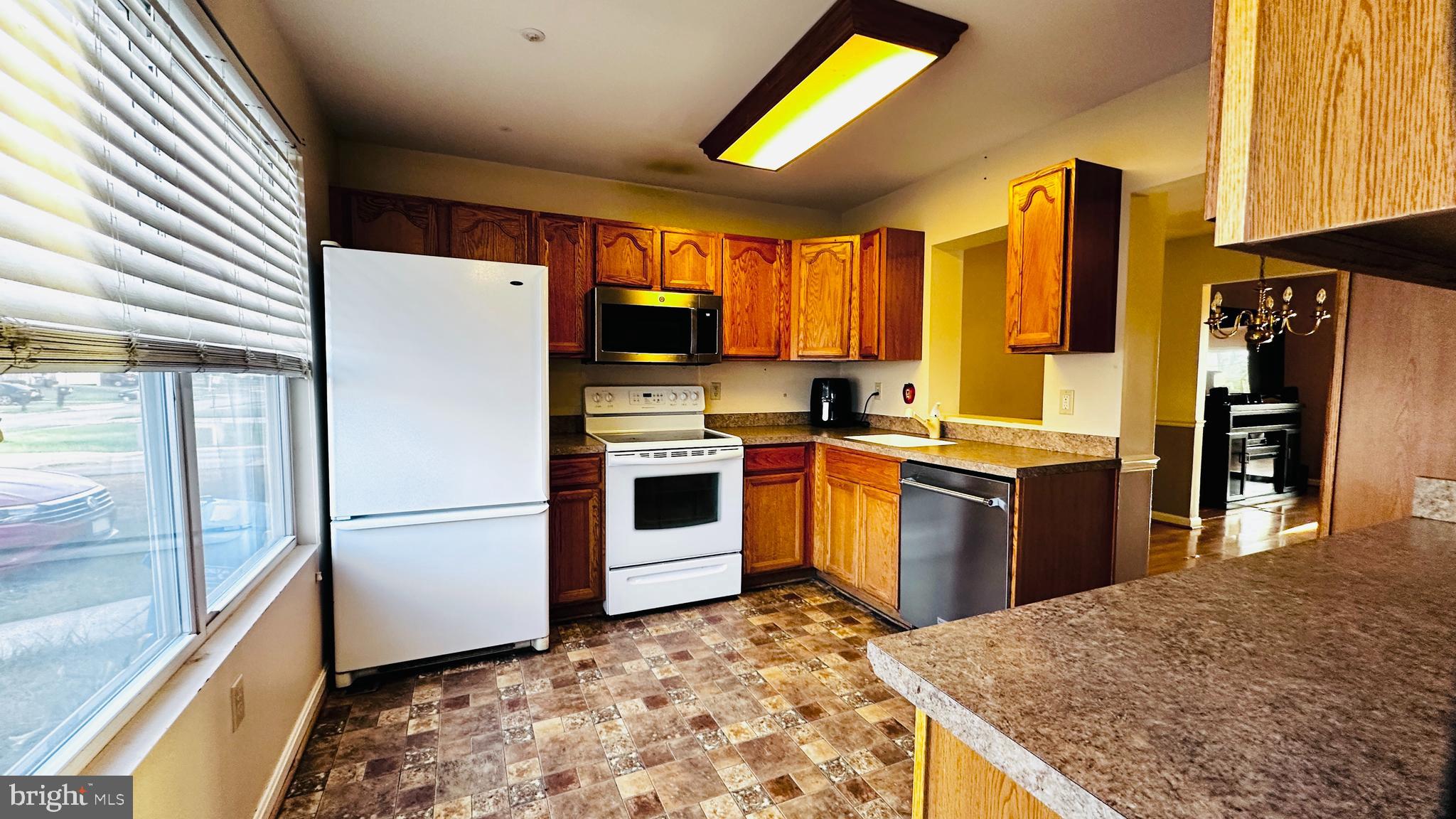 VALLEY SPRING ESTATES - Residential