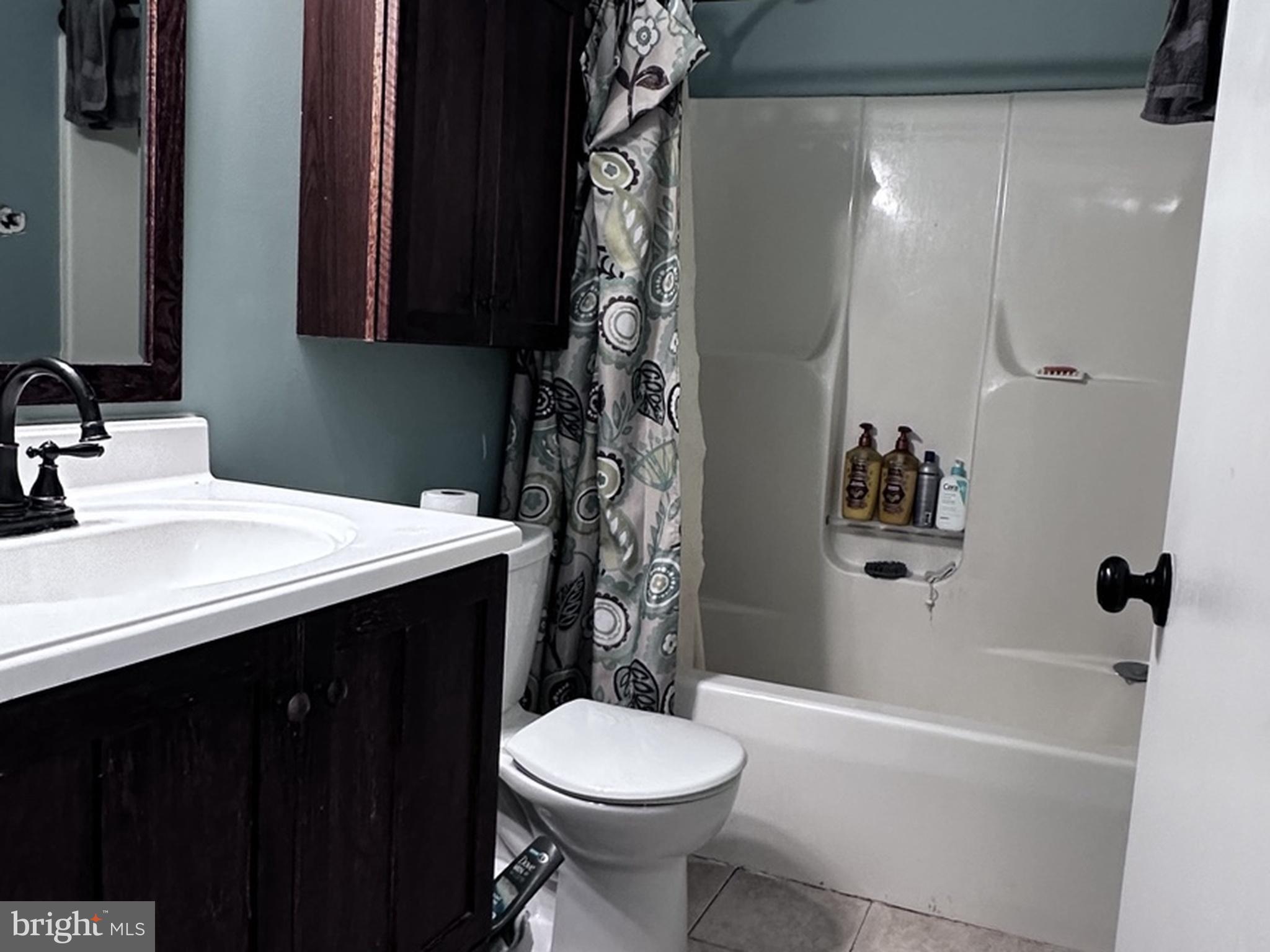 VALLEY SPRING ESTATES - Residential