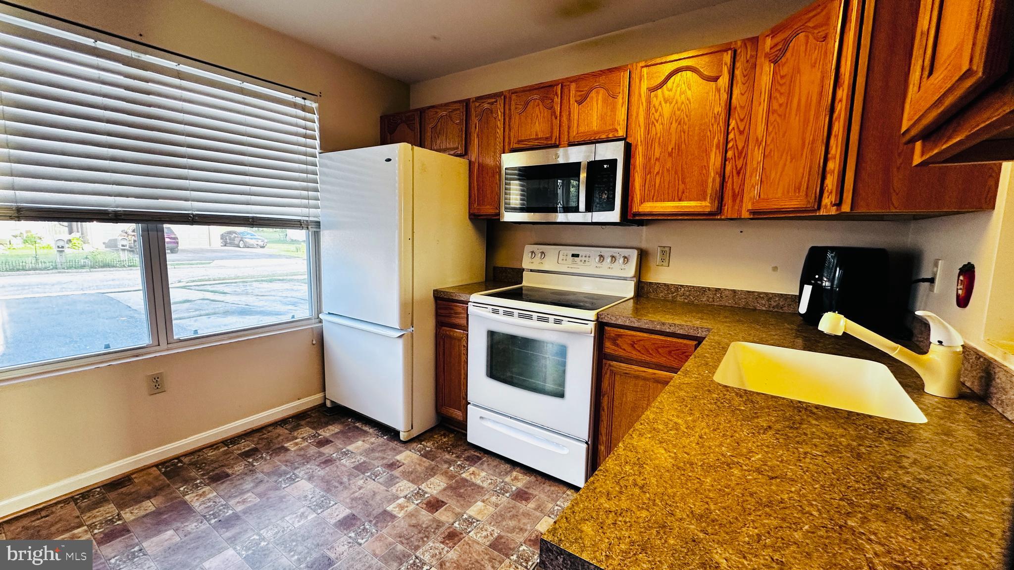 VALLEY SPRING ESTATES - Residential