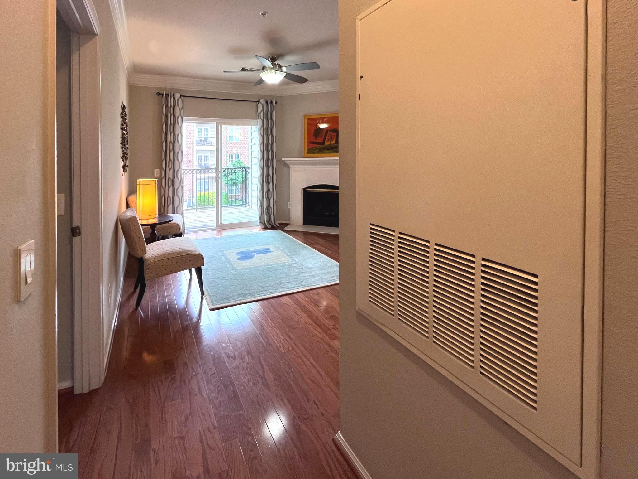 GATES OF MCLEAN - Residential