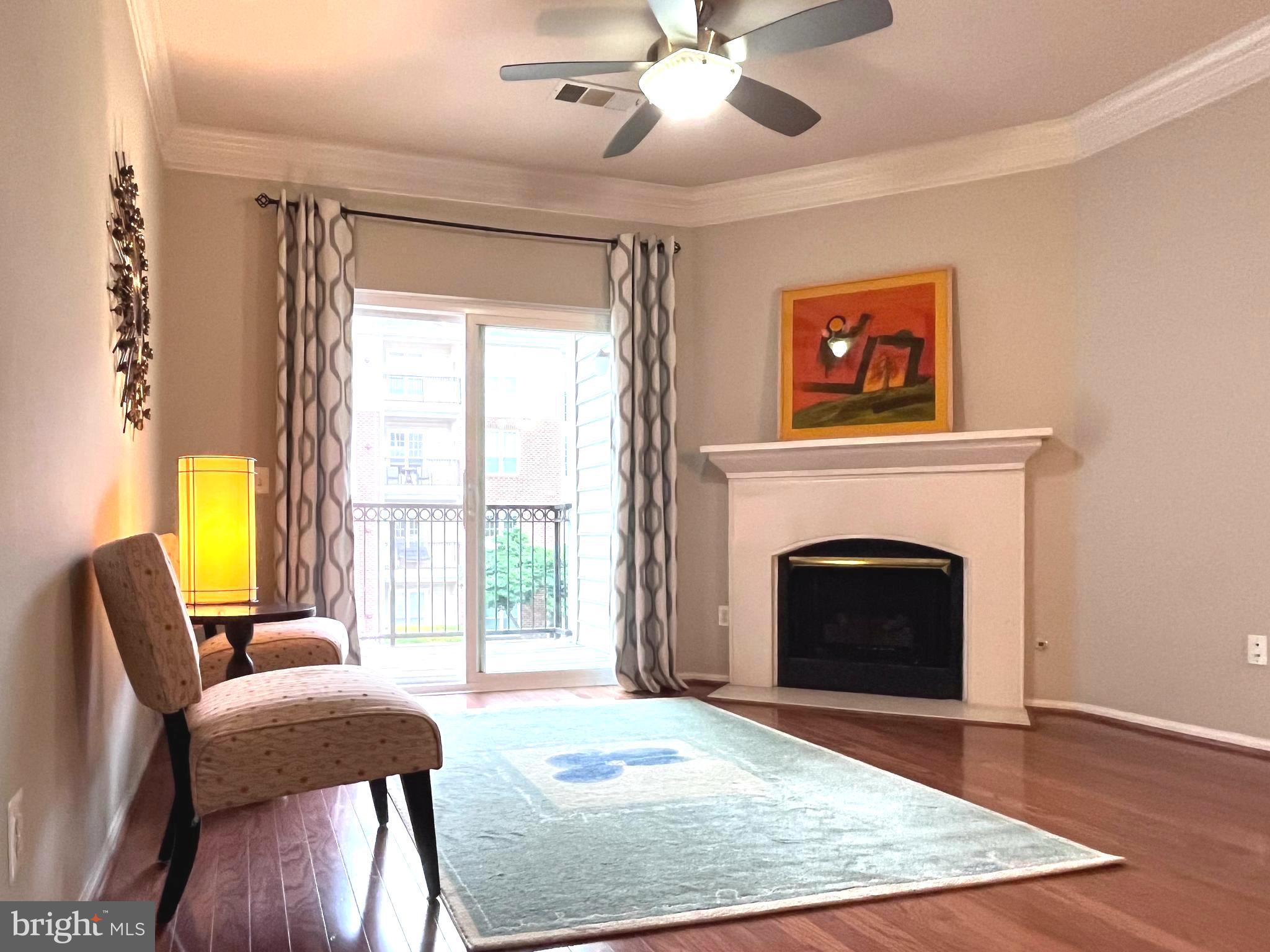 GATES OF MCLEAN - Residential