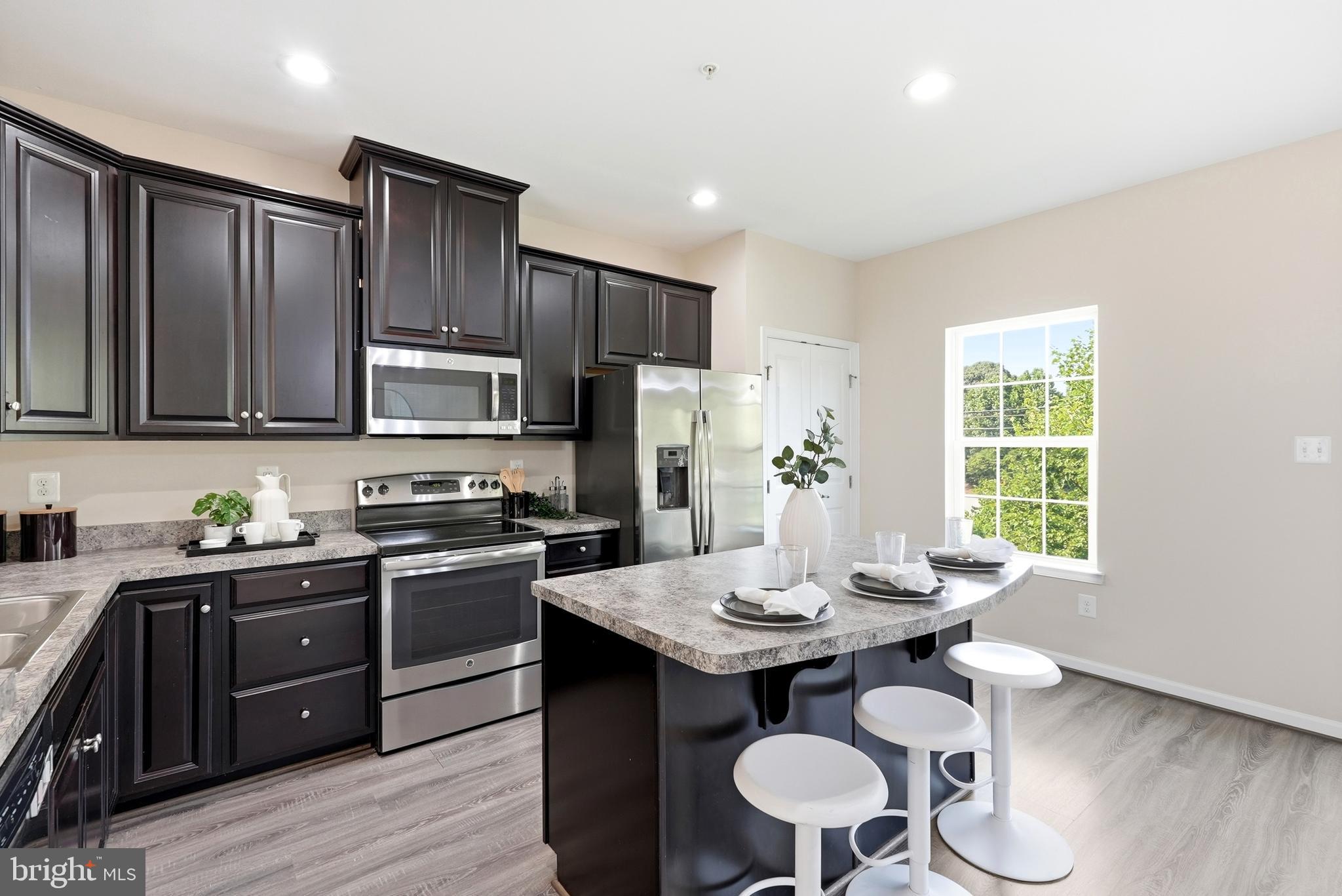 FIELDCREST ESTATES - Residential