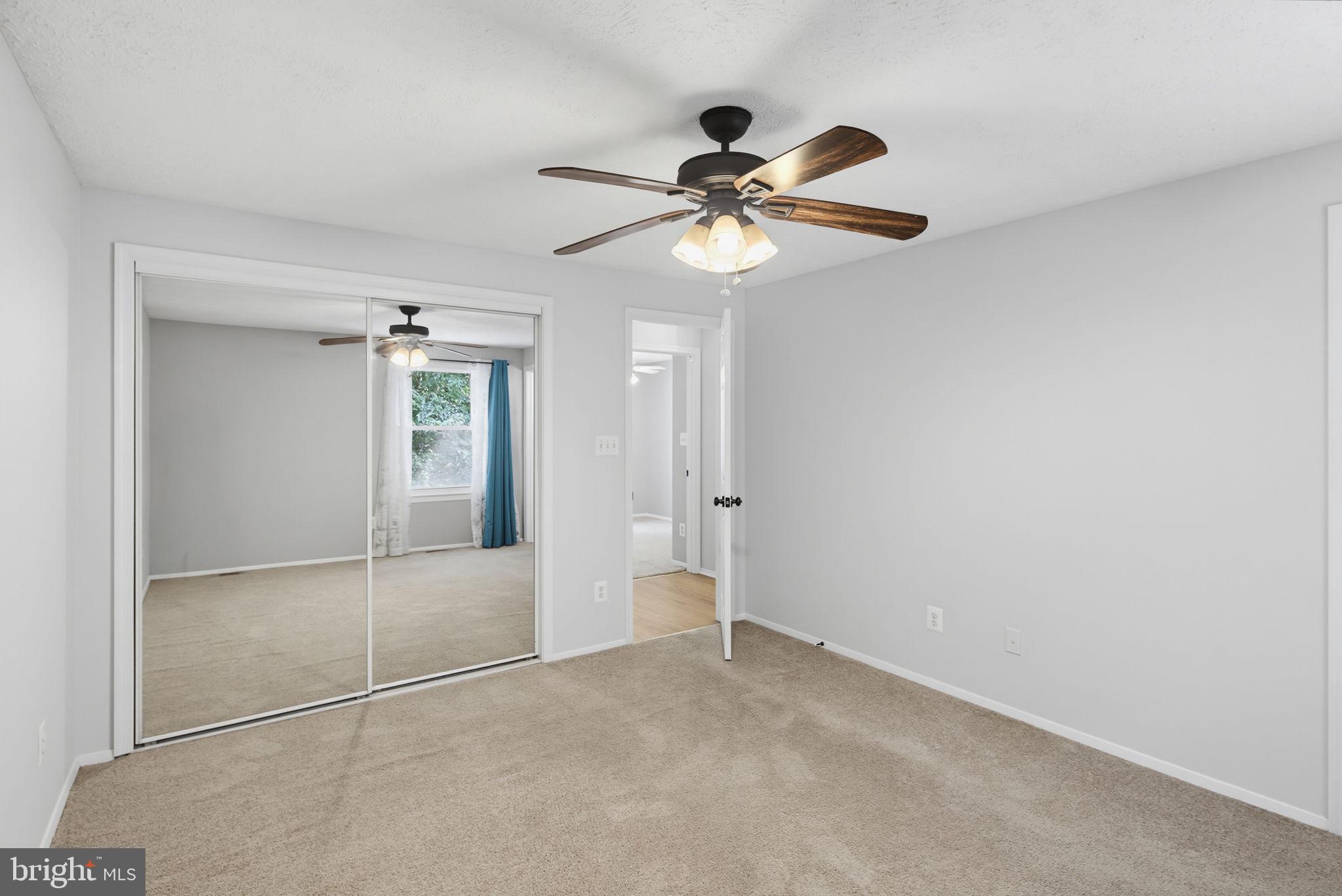 HARMANS WOODS - Residential