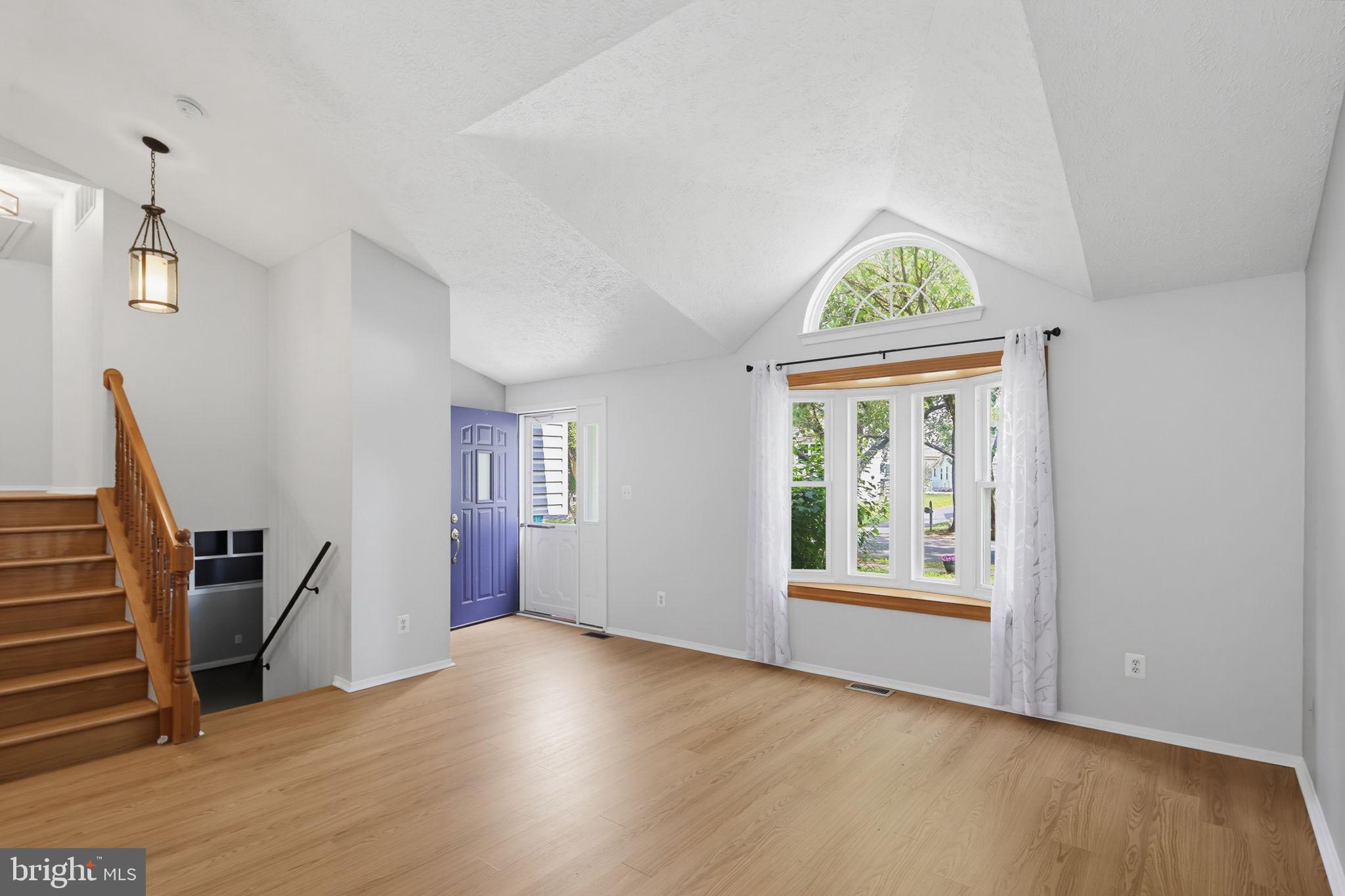 HARMANS WOODS - Residential