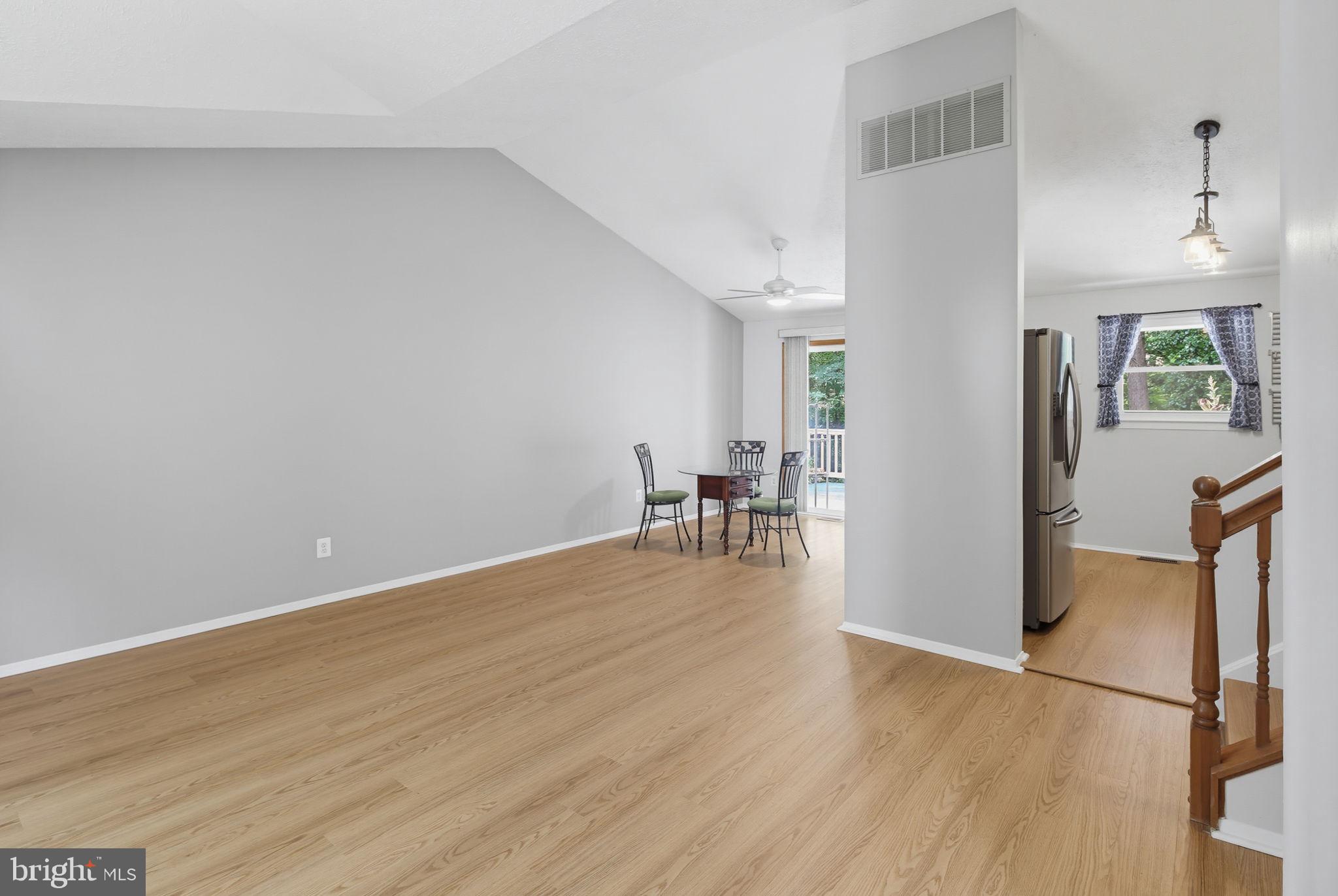 HARMANS WOODS - Residential