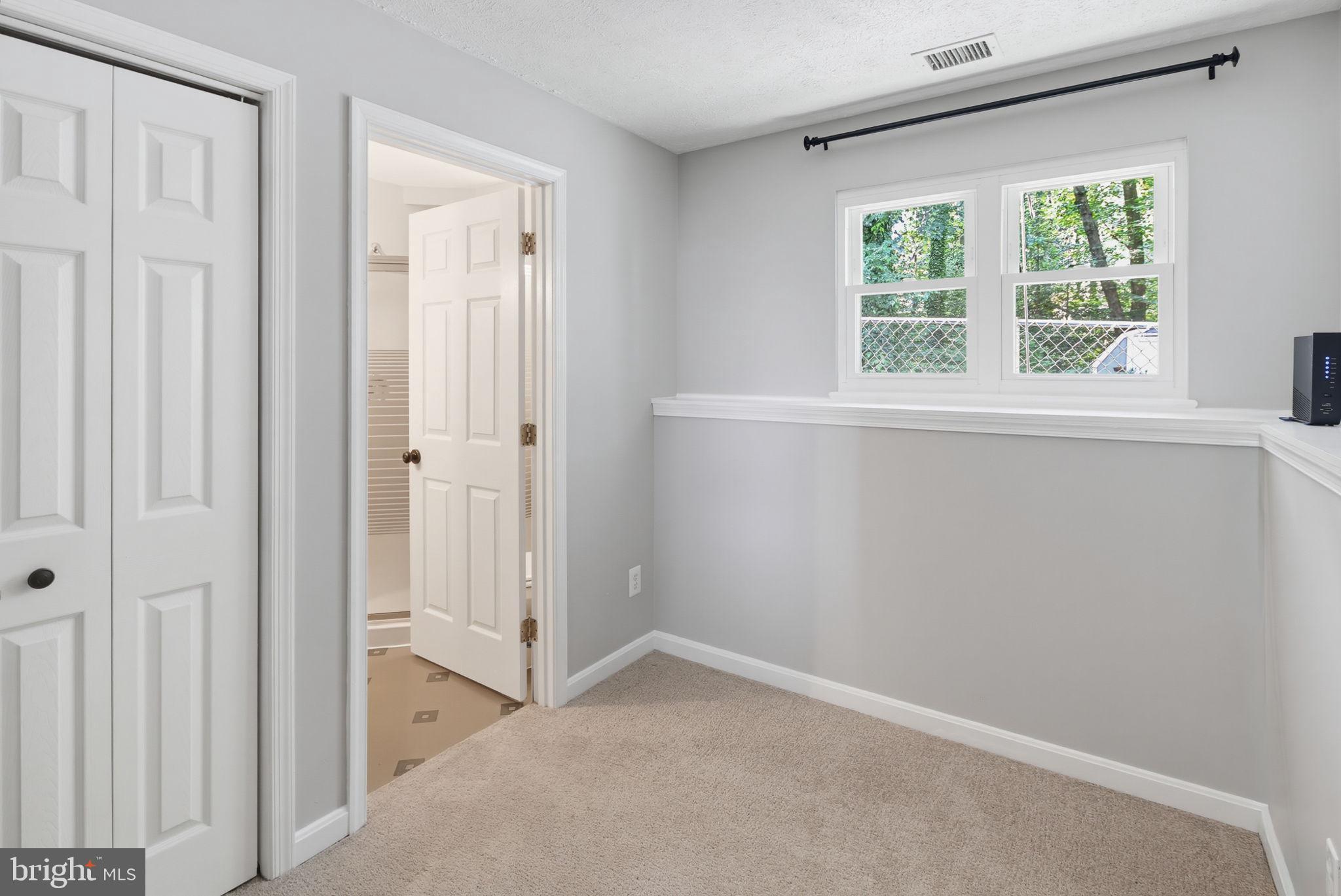 HARMANS WOODS - Residential