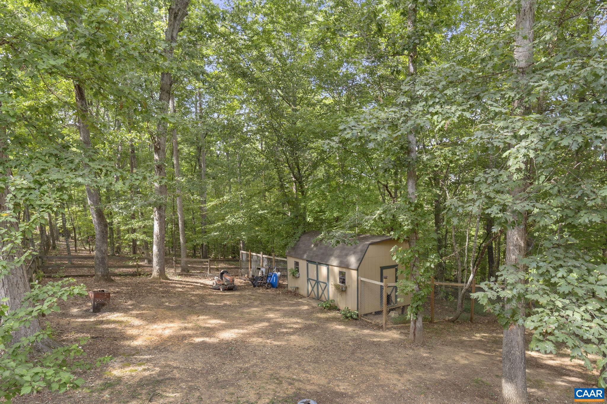 HIDDEN VALLEYS - Residential
