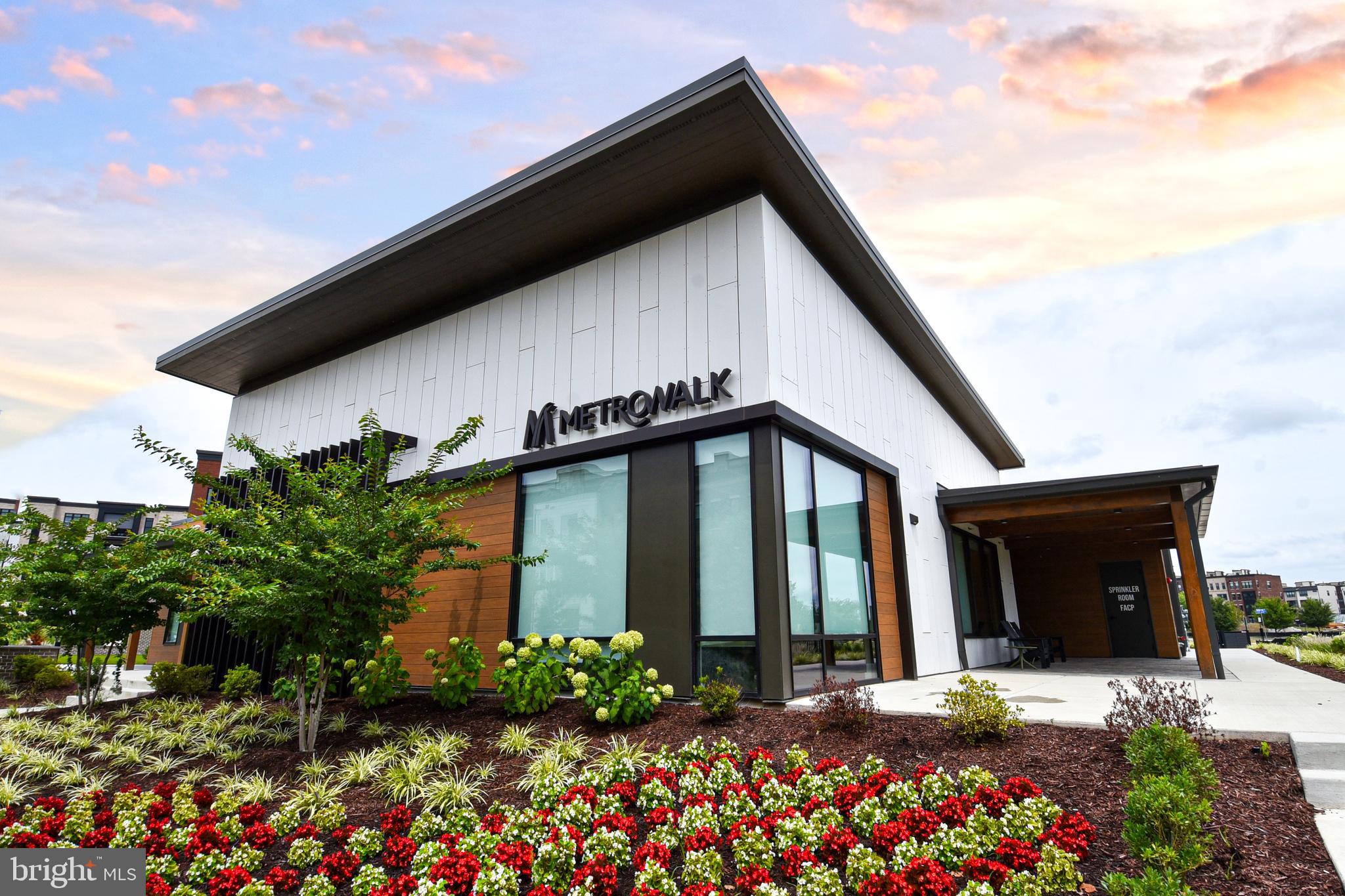 METRO WALK AT MOOREFIELD STATION - Residential