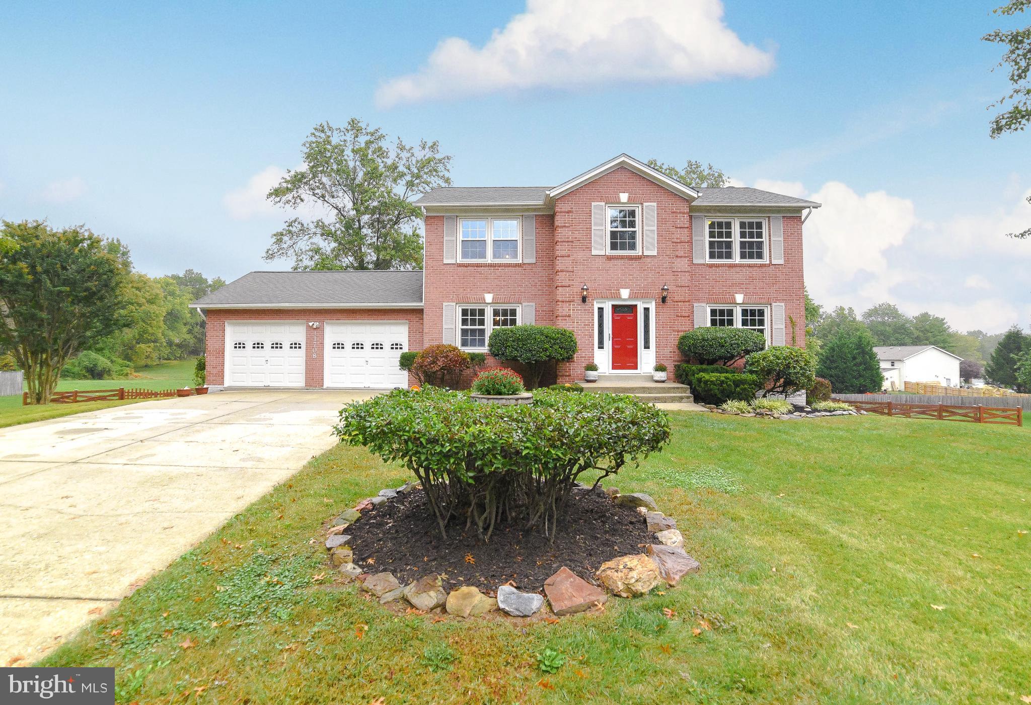 ALL OFFERS DUE TO SELLERS AGENT NLT MONDAY 6:00PM.  OFFERS BEING REVIEWED TUESDAY MORNING.


CLEAN AS A WHISTLE. THIS HOME IS FRESHLY PAINTED WITH THIS YEARS WARM COLORS. THE HARDWOOD FLOORS ARE SHINING BRIGHT. WITH 3 FULLY FINISHED LEVELS OF SPACE THERE IS PLENTY OF ROOM FOR EVERYONE THIS HOLIDAY SEASON.  THIS AMAZING HOME HAS THE LOOK OF A TRADITIONAL COLONIAL BUT THE OPEN SPACE THAT YOU CRAVE.  WHILE YOU ARE COOKING IN YOUR NEW KITCHEN, WITH TOP OF THE LINE APPLIANCES, YOU CAN TALK TO FRIENDS AND FAMILY IN THE GREAT ROOM WHILE THEY WARM THEIR HANDS BY THE WOOD STOVE.  THIS 4 BEDROOM 3.5 BATH HOME HAS A FULLY FINISHED BASEMENT, WITH A SEPERATE LAUNDRY ROOM AND CRAFT AREA. SEND THE LOUD ONES TO THE BASEMENT TO ENJOY THE FOOTBALL GAME WHILE YOU AND YOUR FREINDS ENJOY A GLASS OF TEA ON THE BACK DECK OVERLOOKING THE FLAT, WIDE OPEN GRASSY BACKYARD.  THIS HOME HAS IT ALL. DONT WAIT OR IT WILL BE GONE.