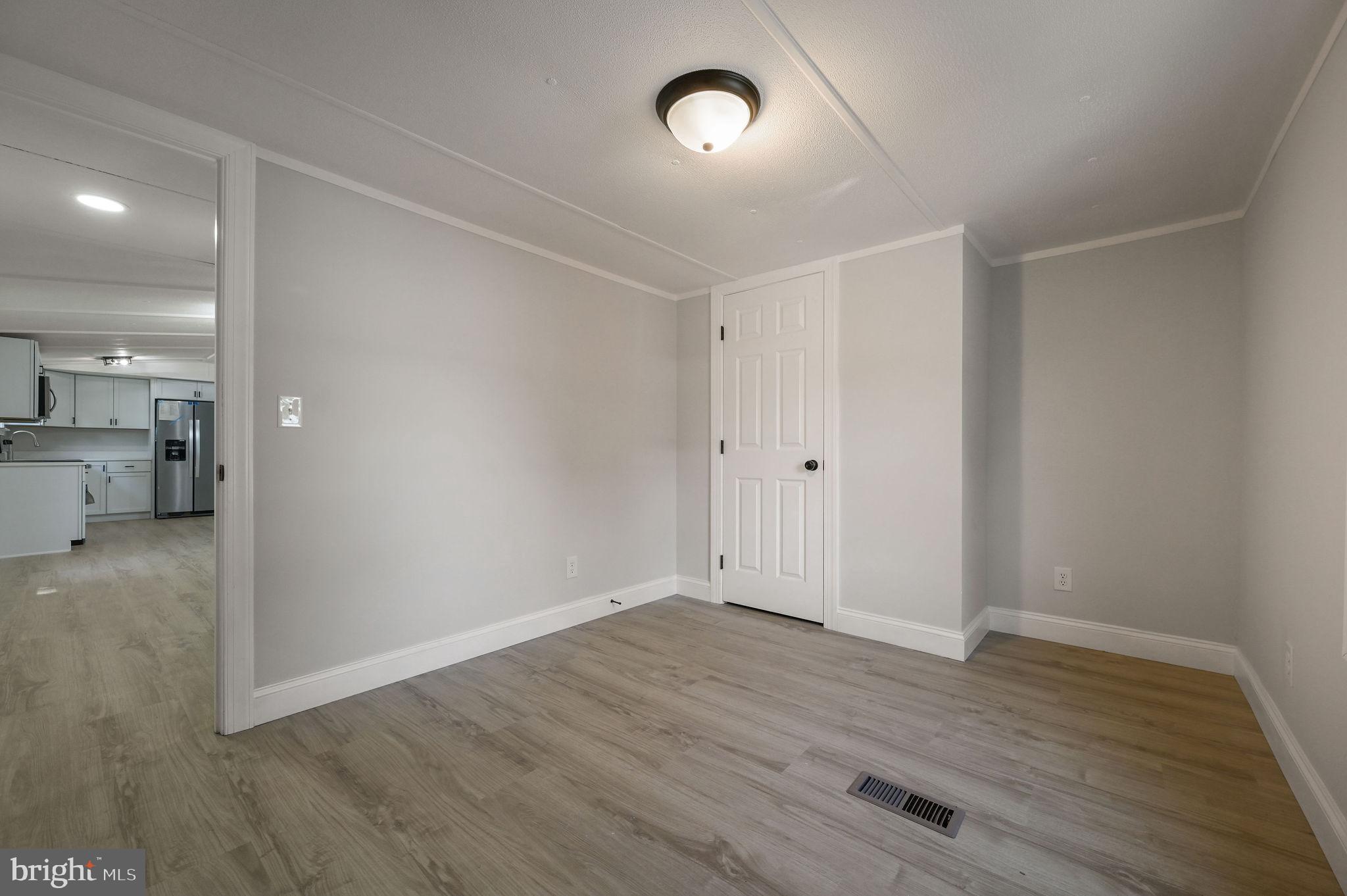 PINEWOOD ACRE - Residential