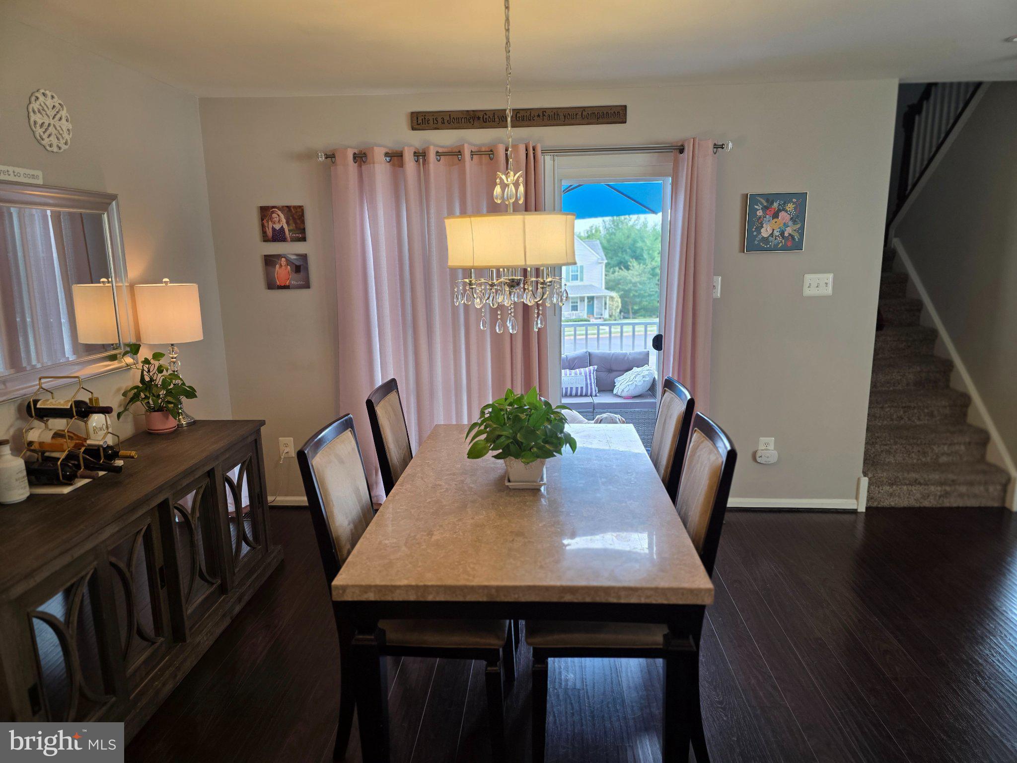 PROVIDENCE VIEW - Residential